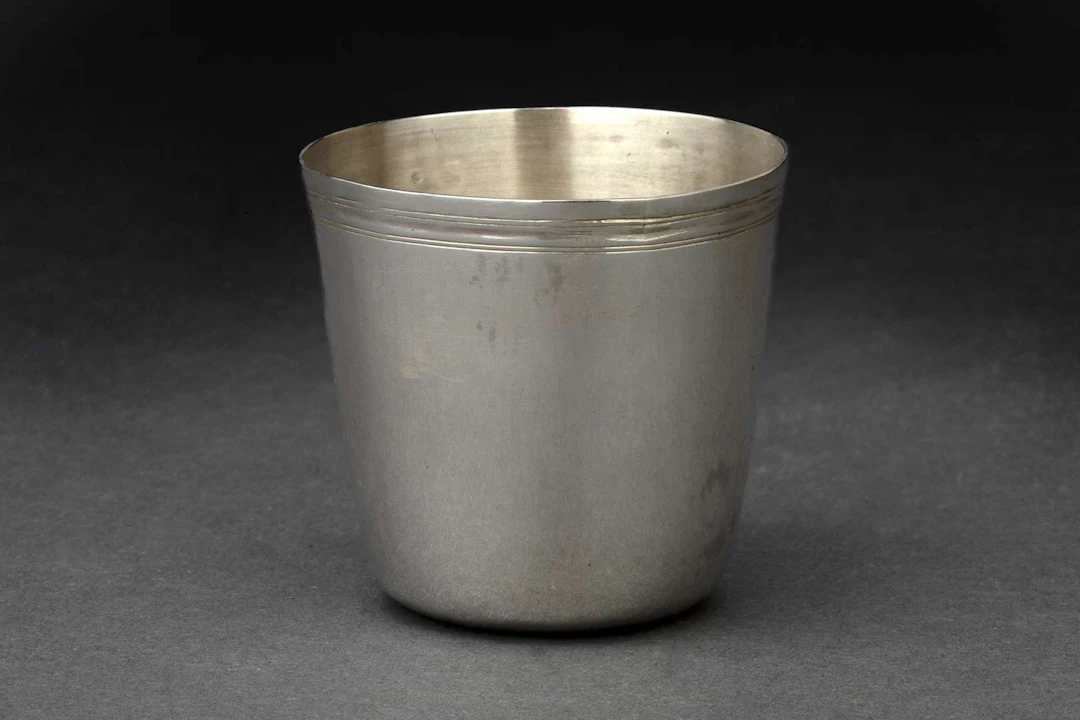 SMALL CUP