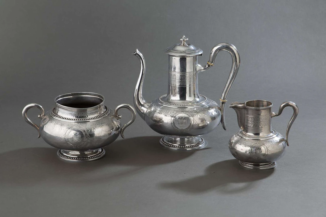 TEA PARTY WITH WEAPONS