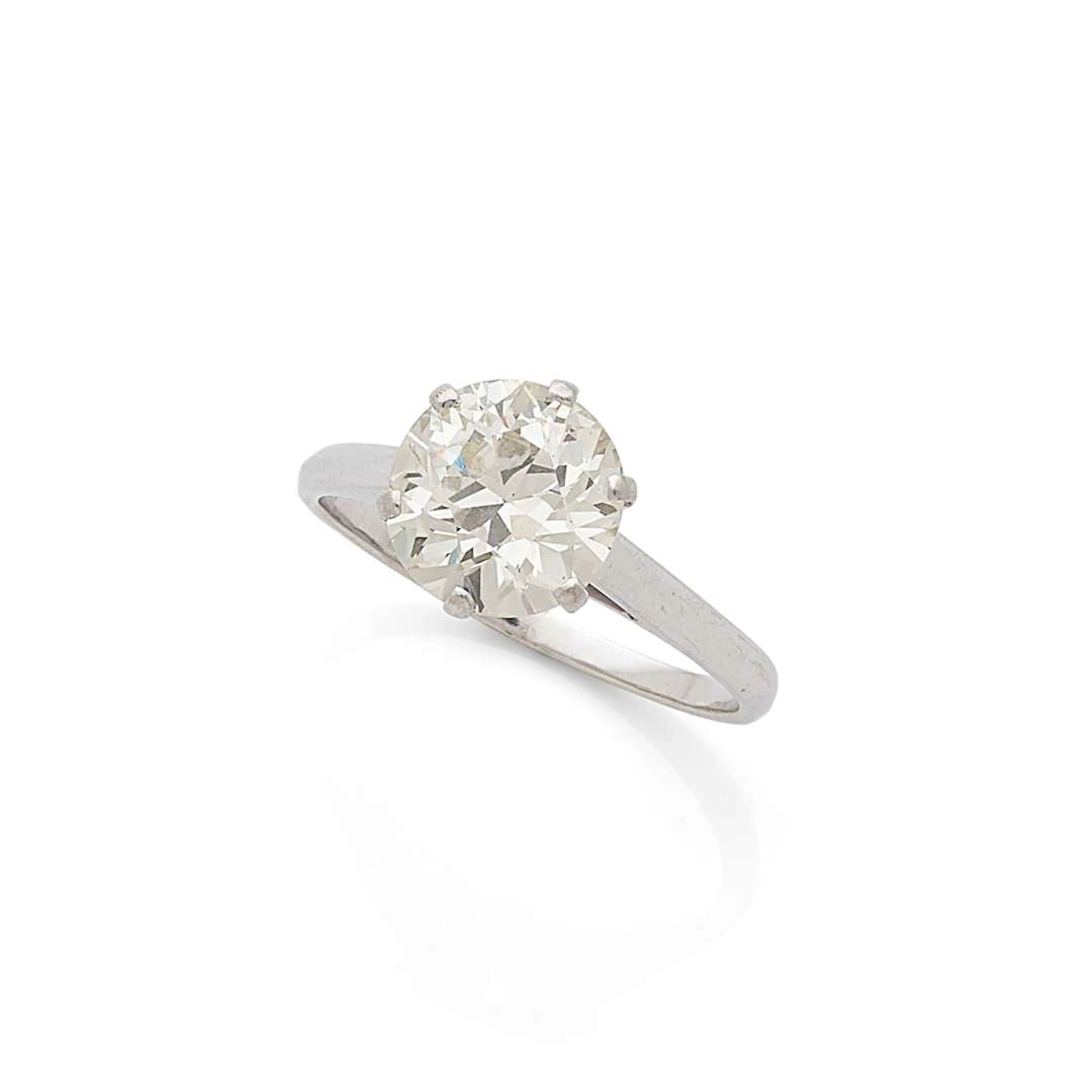 “SOLITAIRE” RING