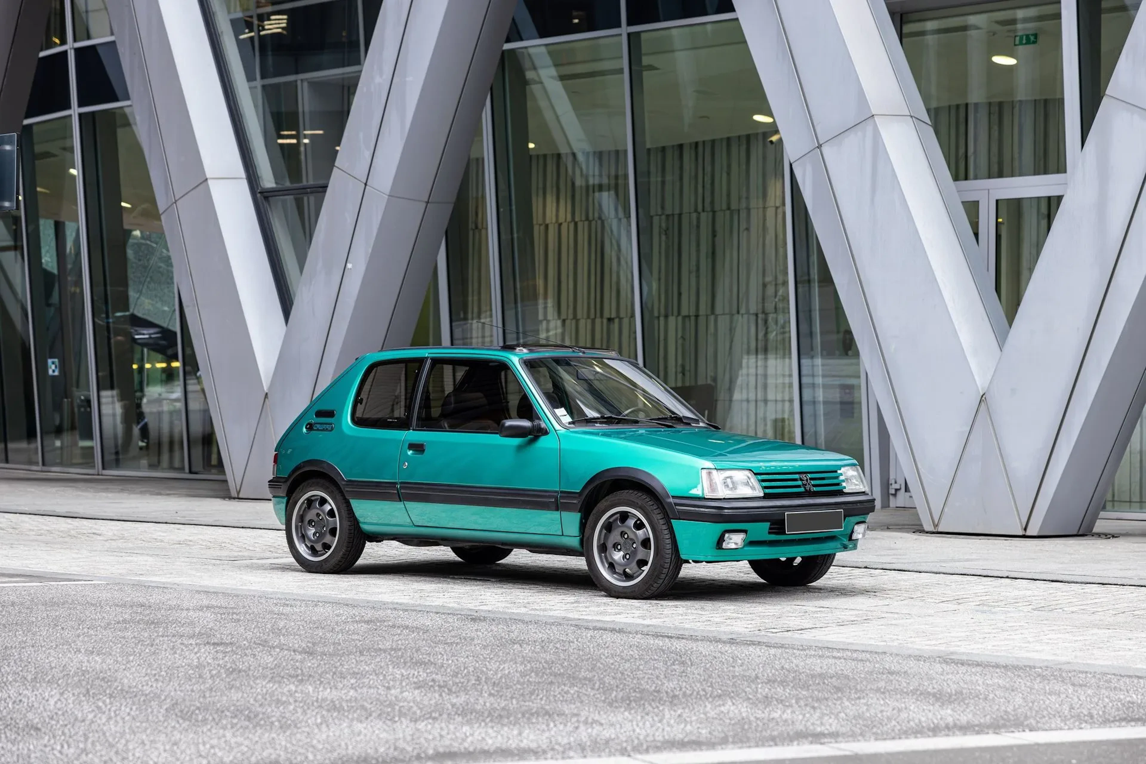 1991 - Peugeot 205 GTI Griffe - Lot 36