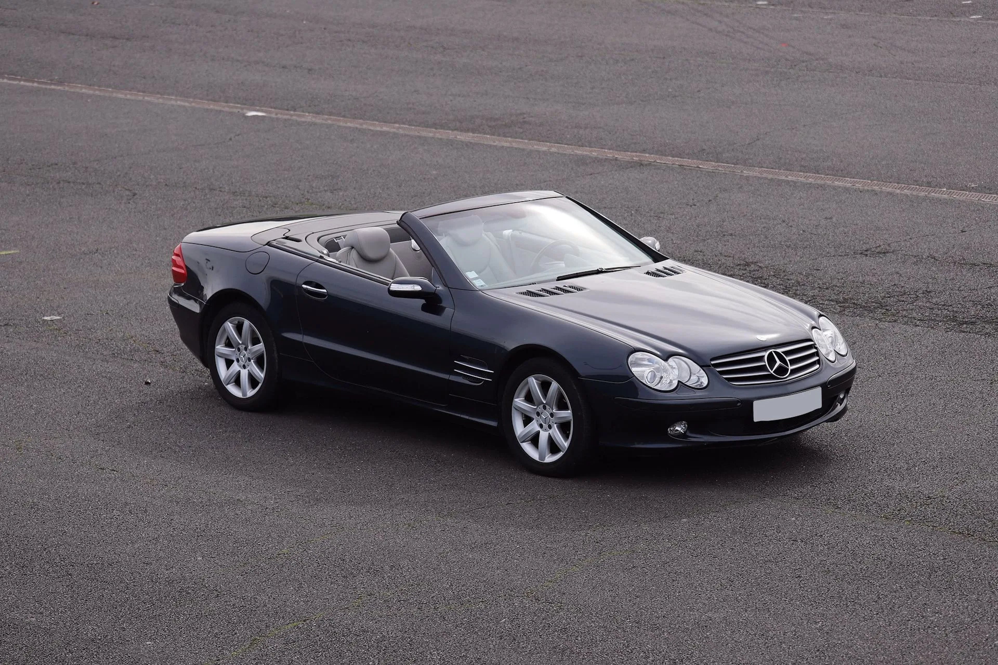 2005 - Mercedes-Benz 350 SL (R230) - Lot 29