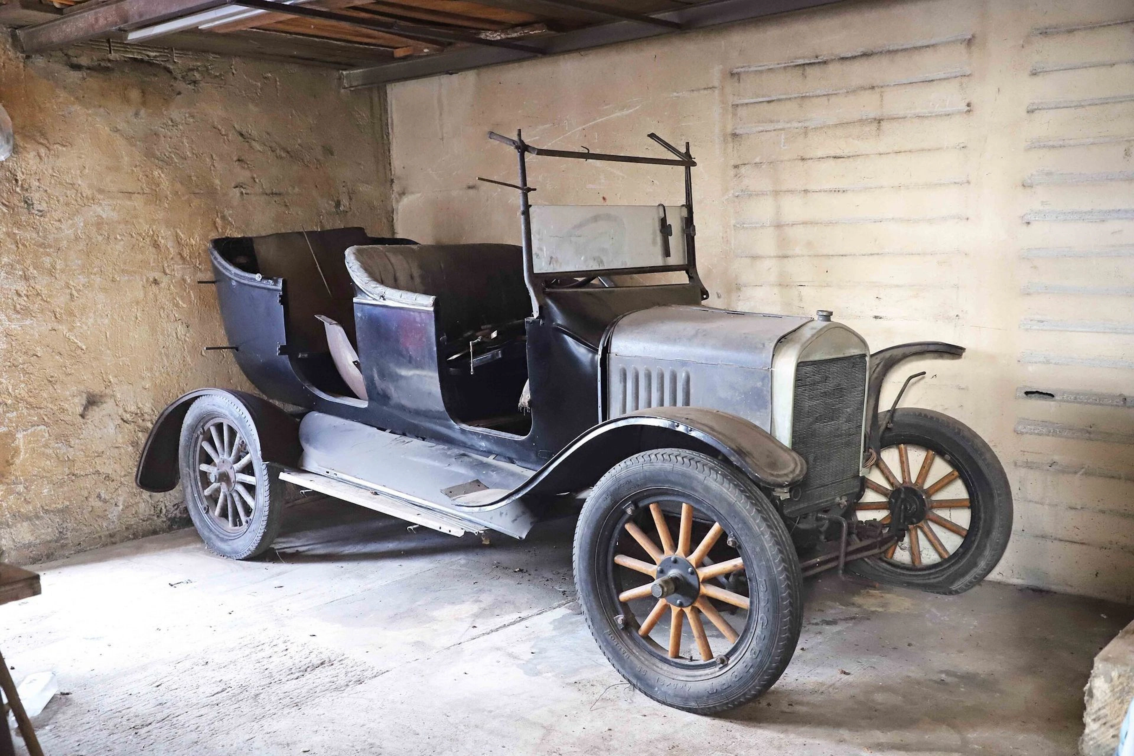 c. 1925 - Ford T - Lot 53