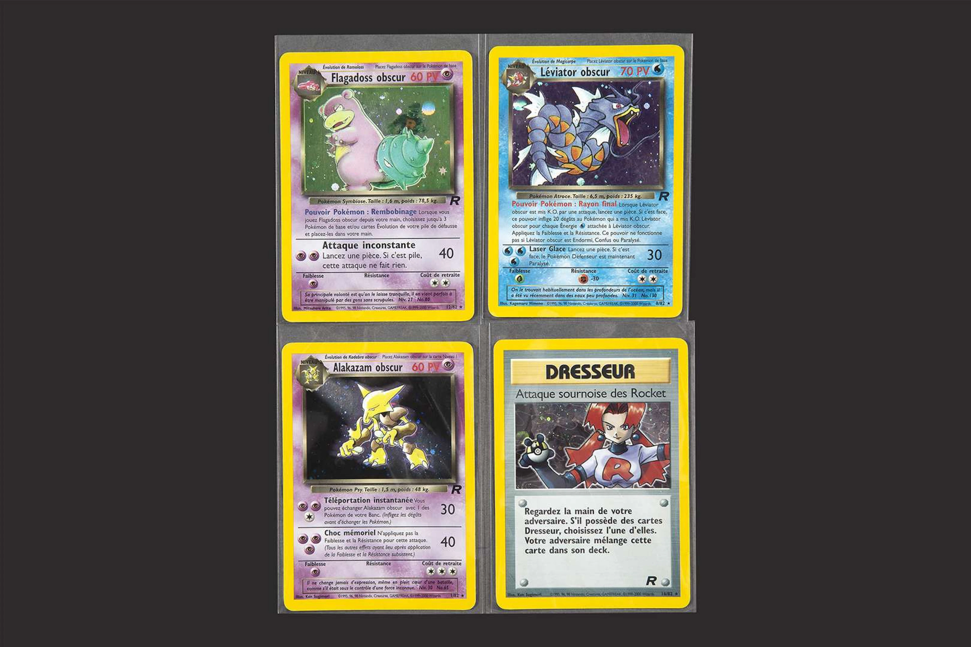 Pokémon: 4 holographic cards