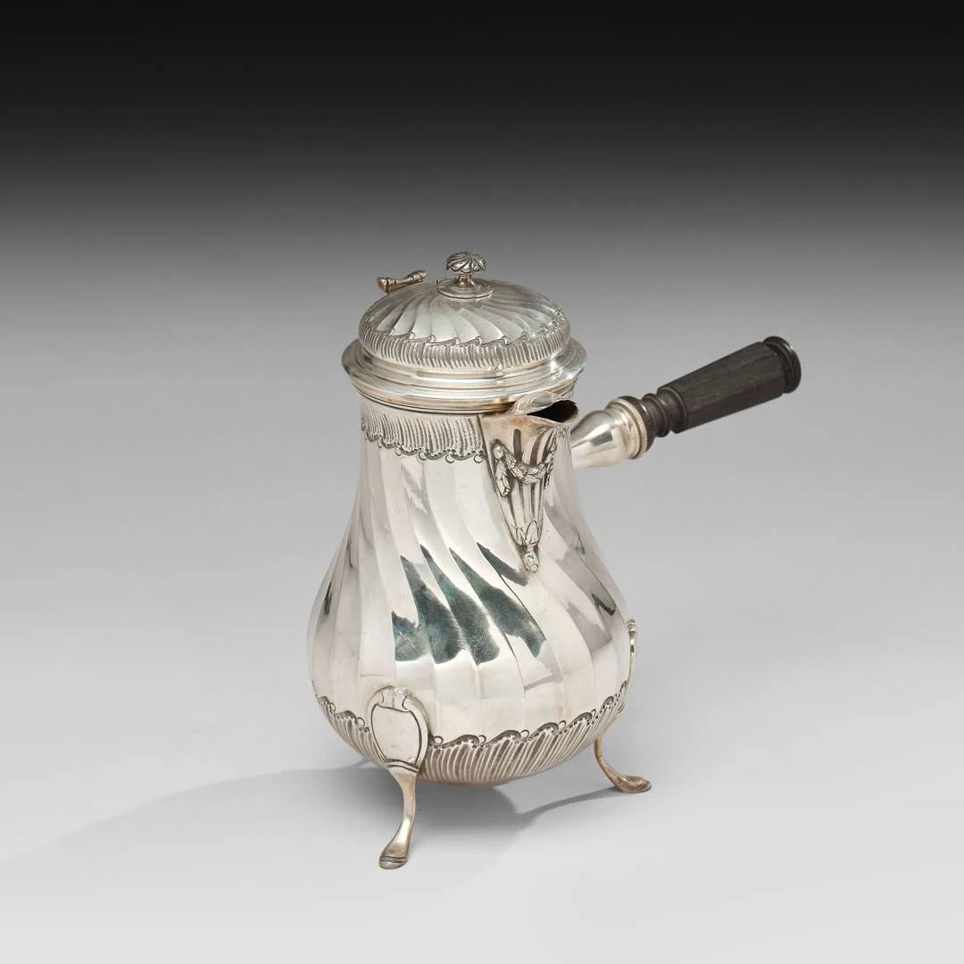 CHOCOLATE MAKER