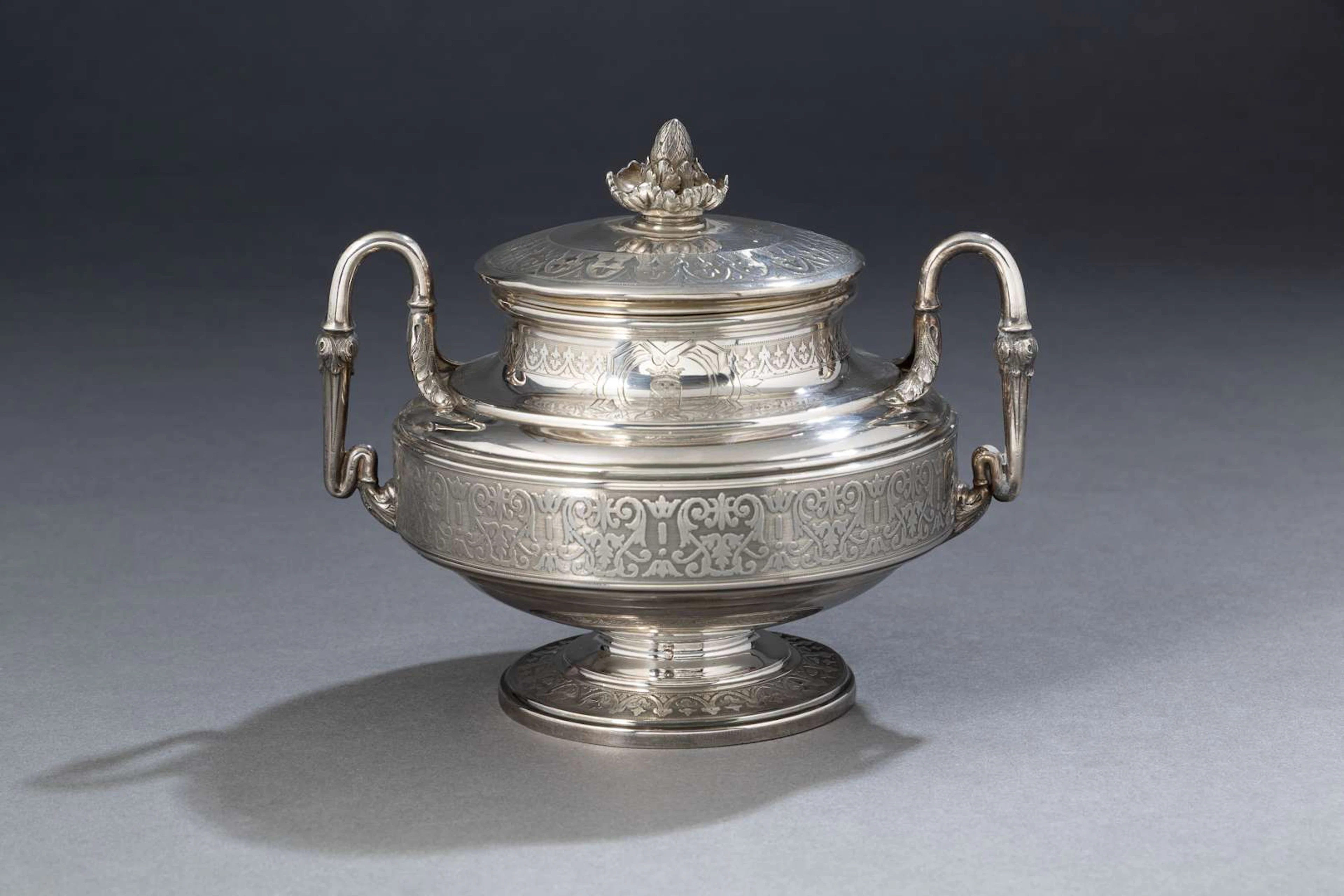 SUGAR BOWL WITH COVER, FEATURING COAT OF ARMS