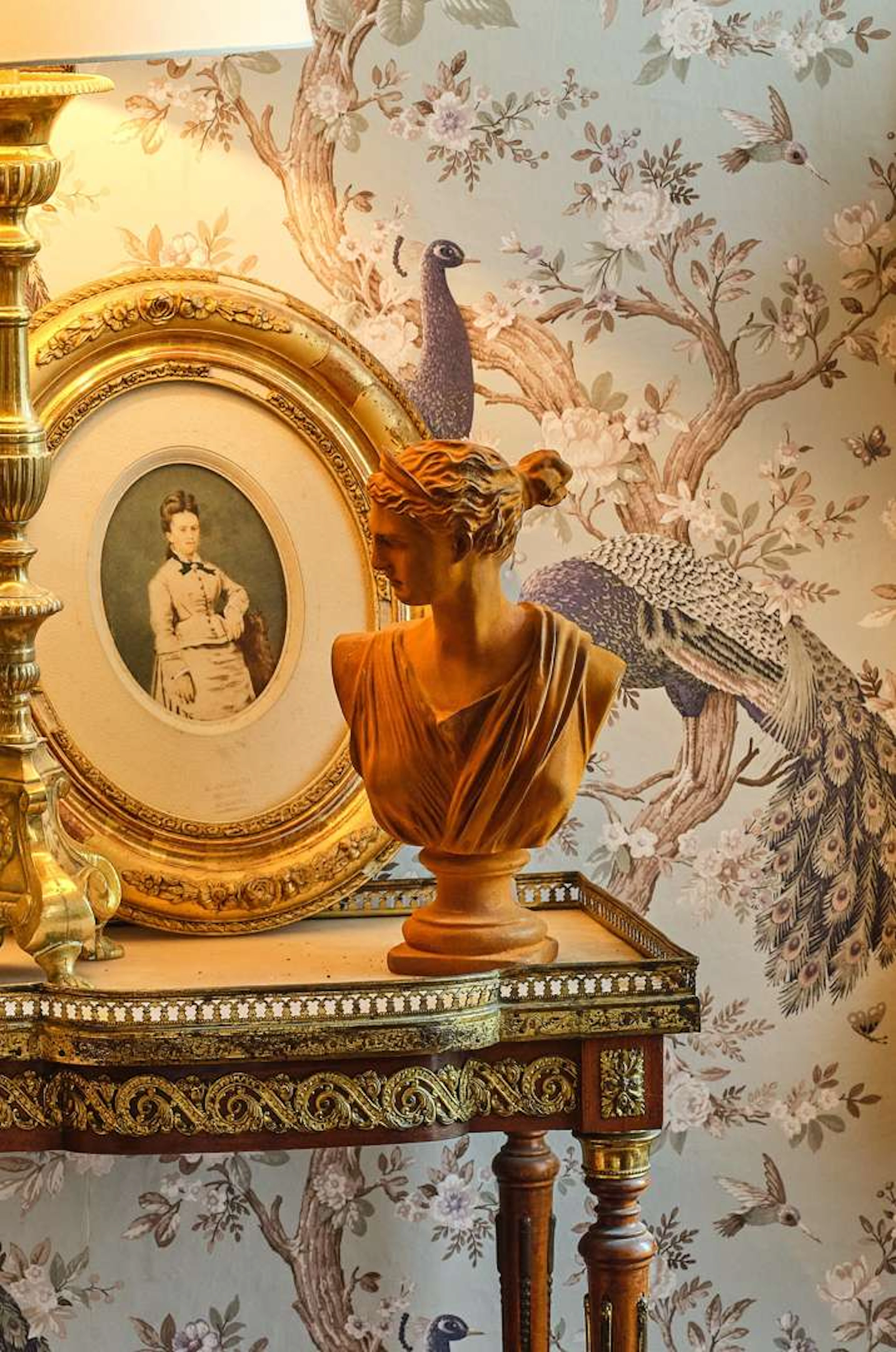[DECORATIVE ITEMS], A collection of small objects and trinkets comprising: