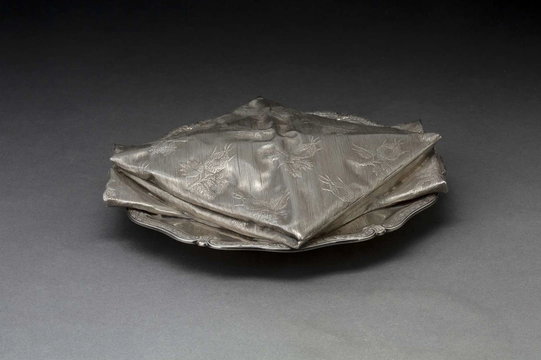 ODIOT IN PARIS, Silver plate for hot chestnuts