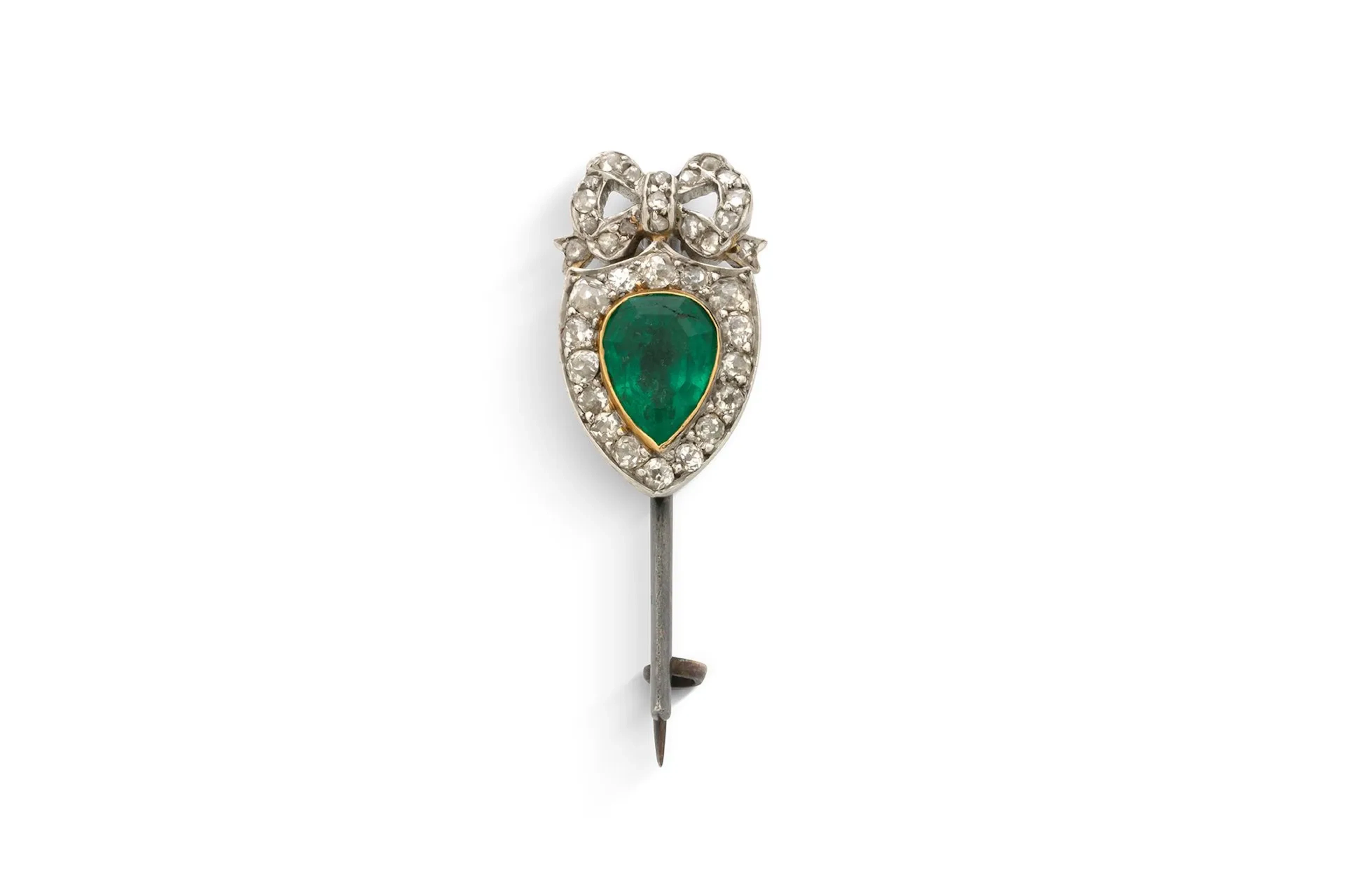 Small "Heart" pin - Lot 64
