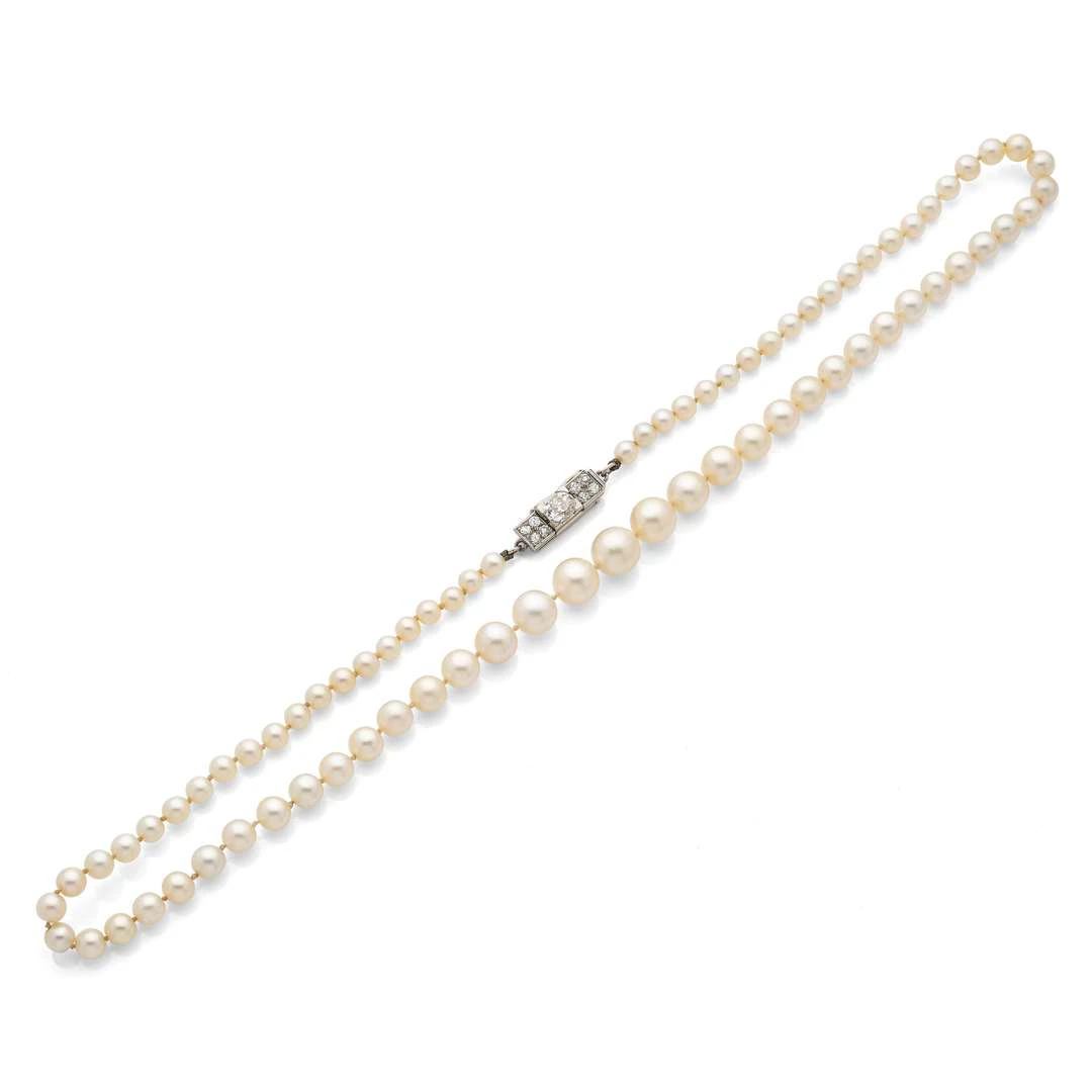 “FINE PEARLS” NECKLACE, Necklace