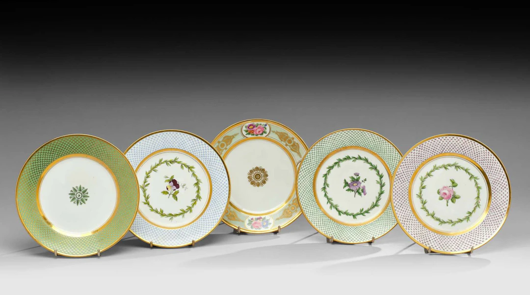 FIVE PLATES
