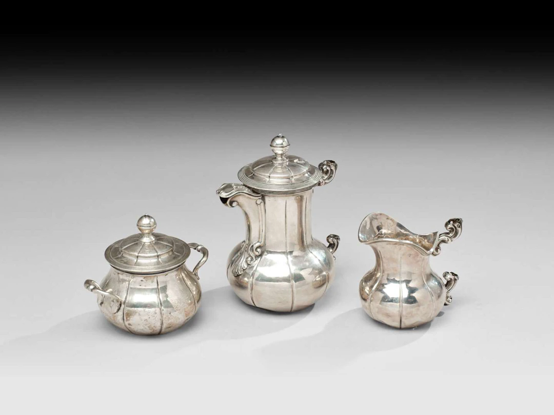 REASSEMBLED ‘ÉGOÏSTE’ COFFEE SET, - une verseuse/cafetière - pot à