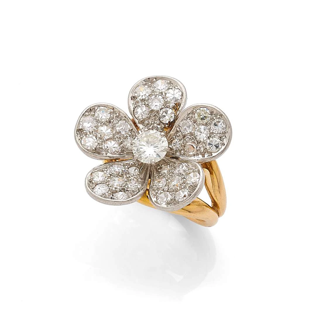 ‘FLOWER’ RING
