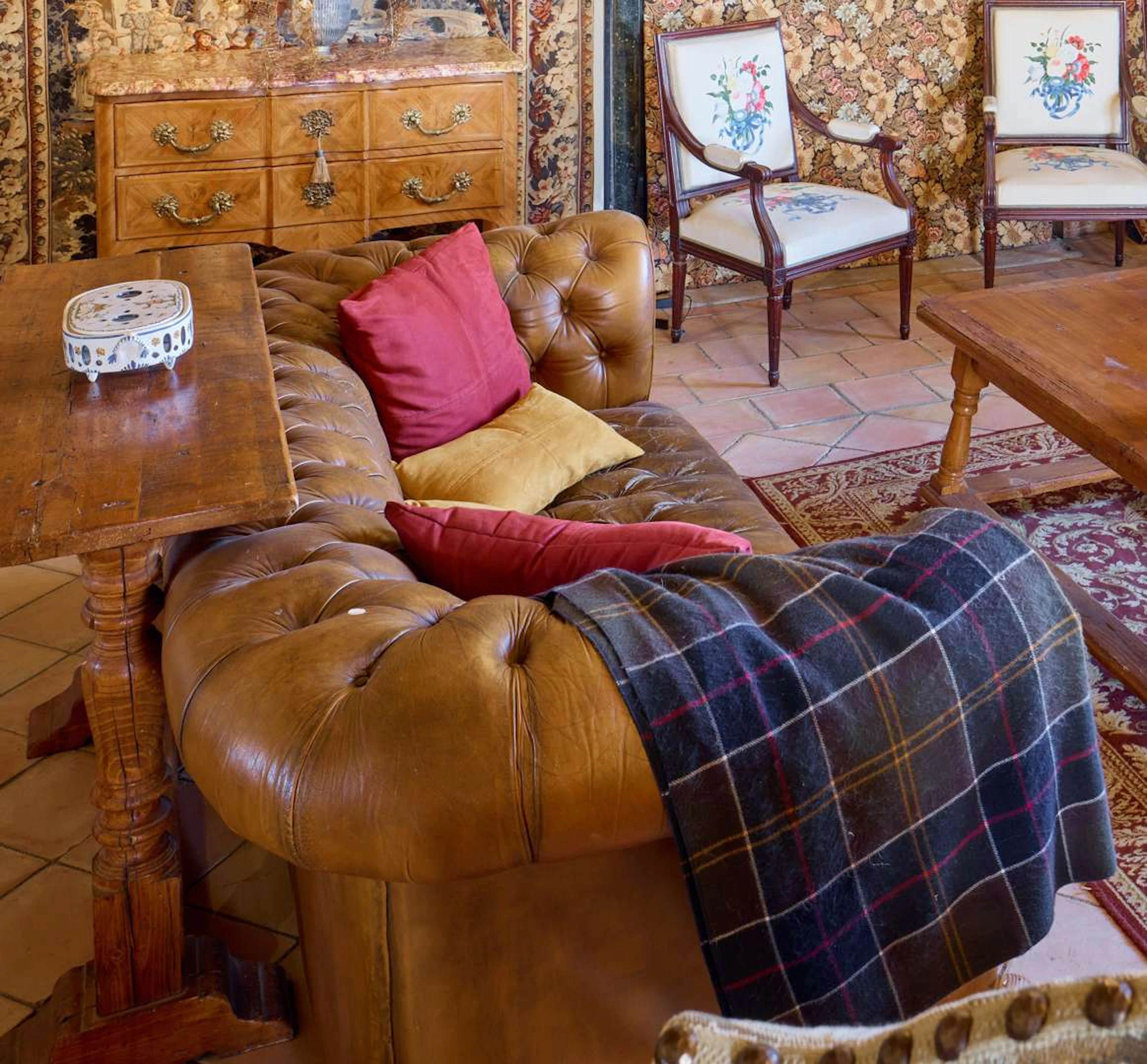 Chesterfield sofa, leather