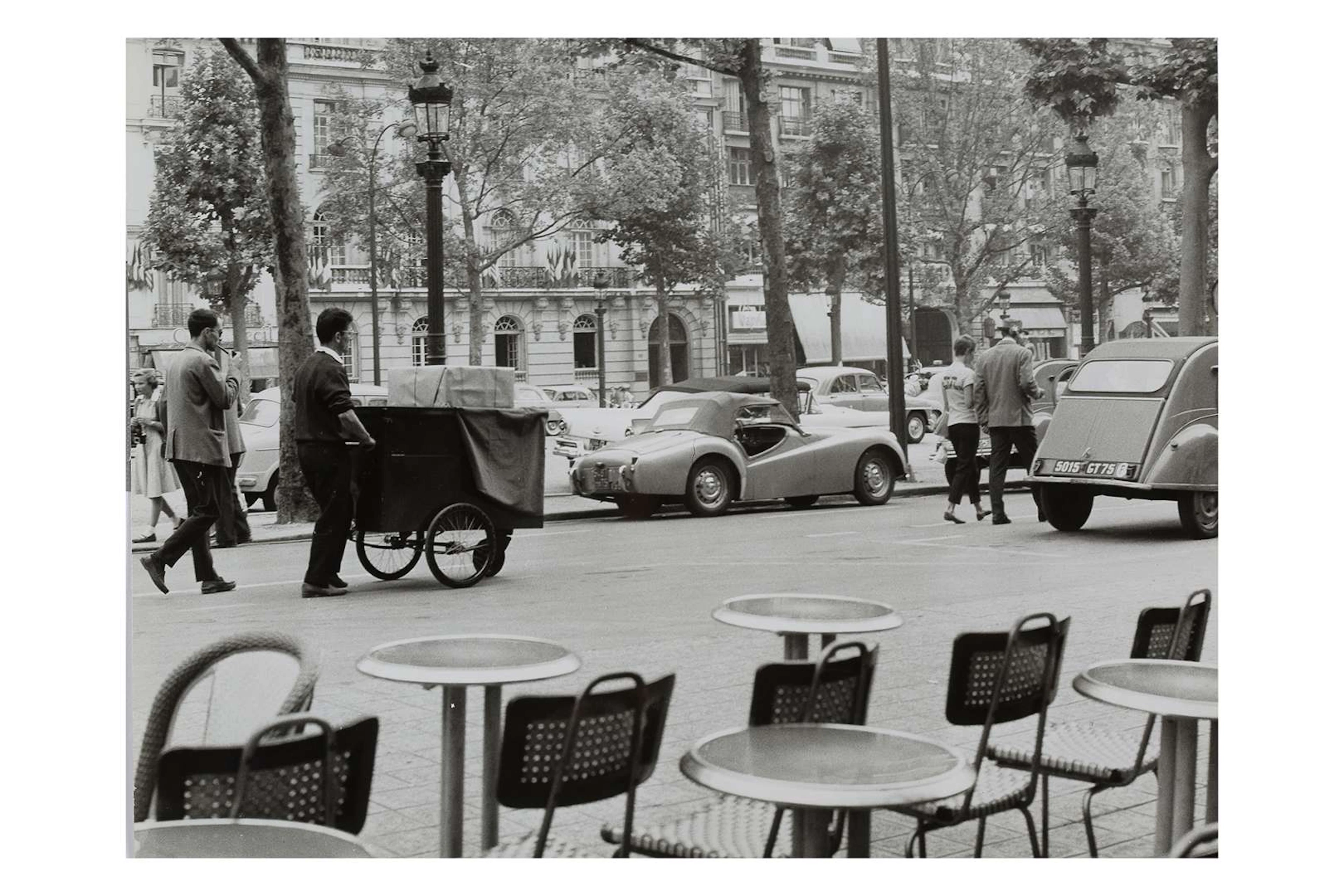 Raymond CAUCHETIER (1920–2021), Breathless, Jean-Luc Godard. Director