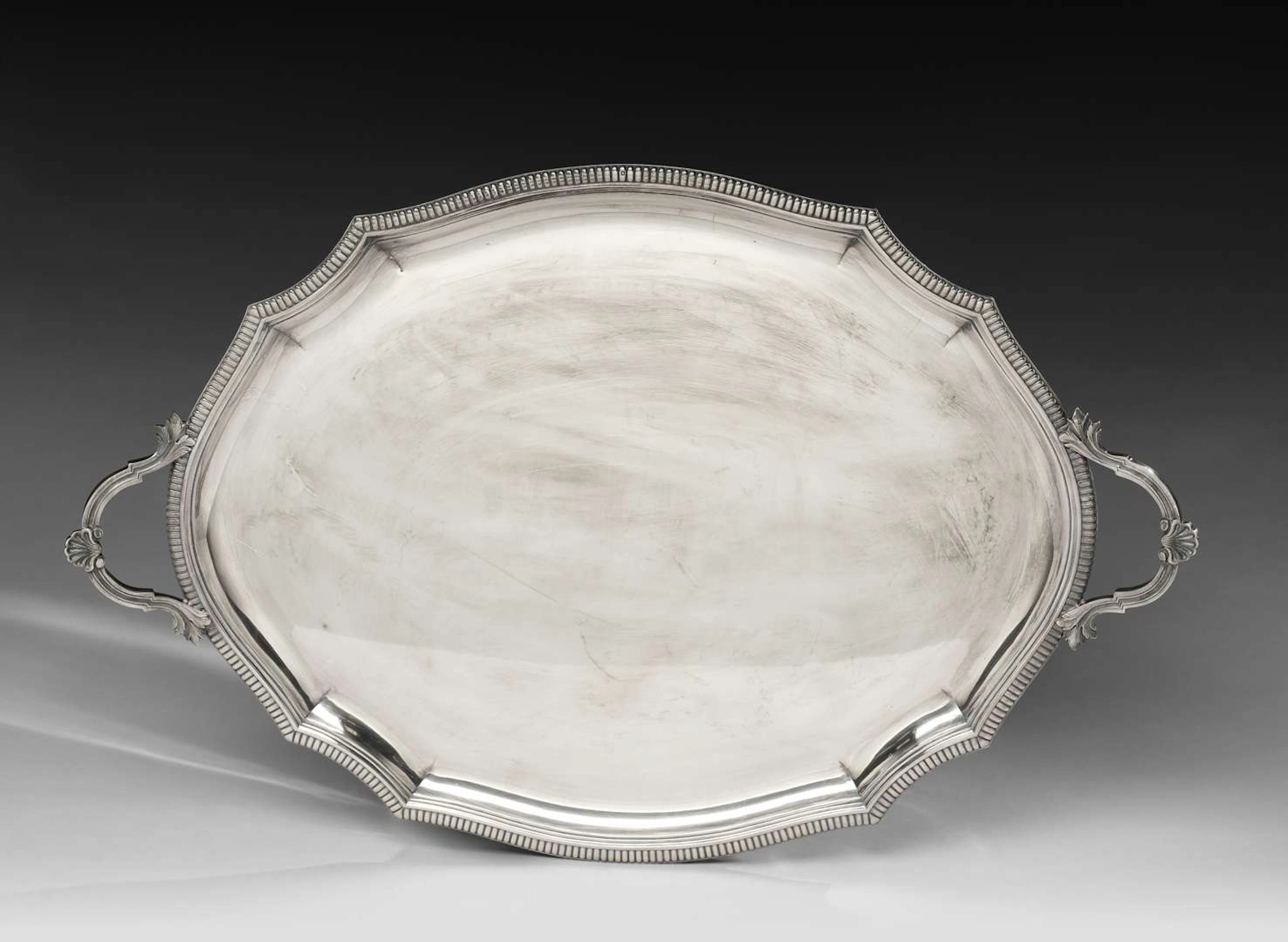 SERVING TRAY