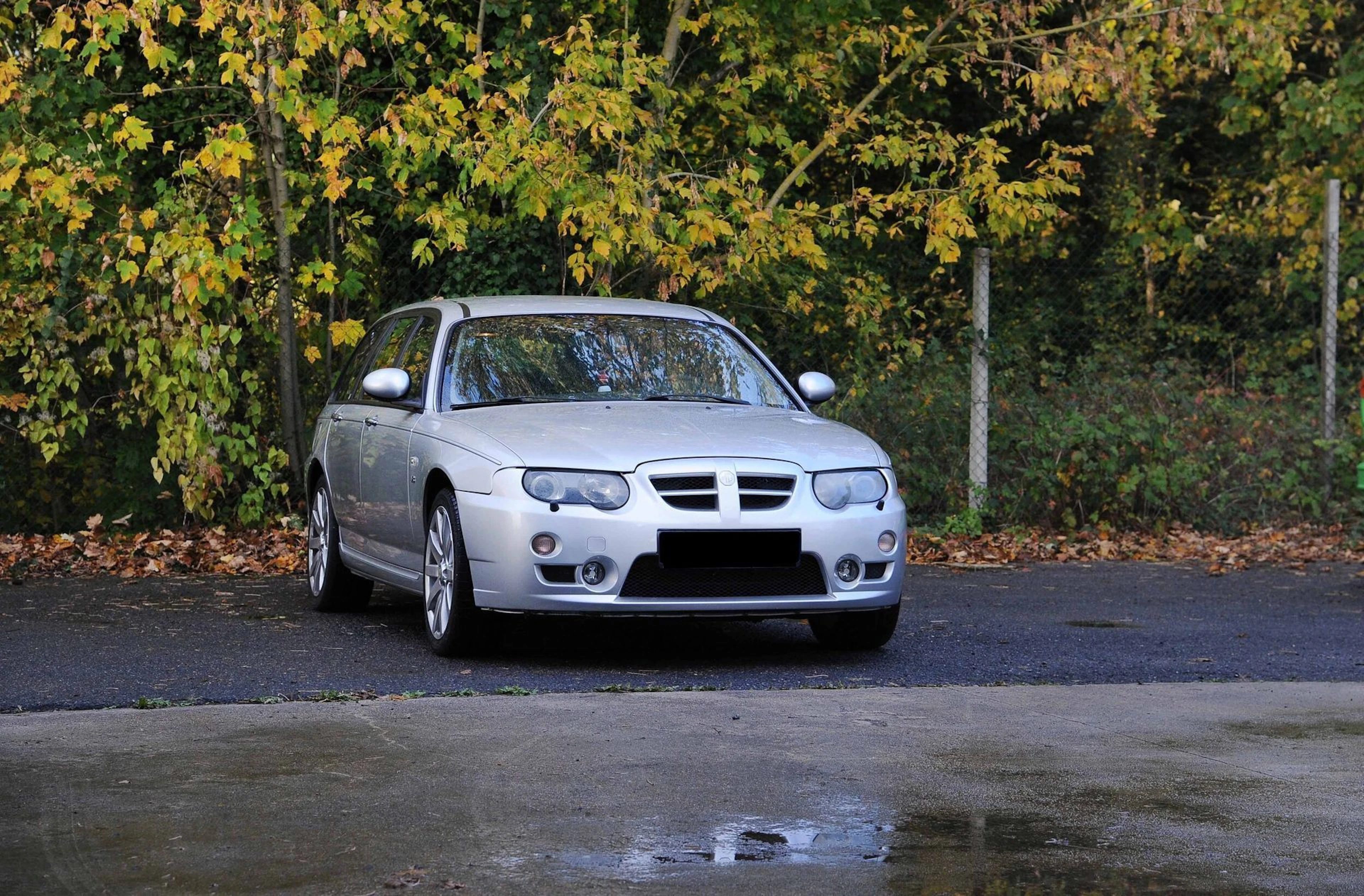 2005 - MG ZT T V8 - Lot 141