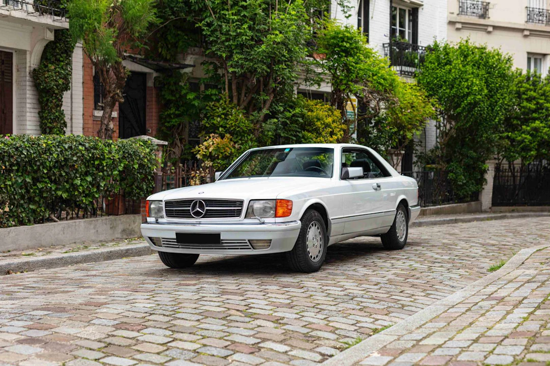 1989 – Mercedes-Benz 560 SEC, Chassis No. WDB1260451A452347 French