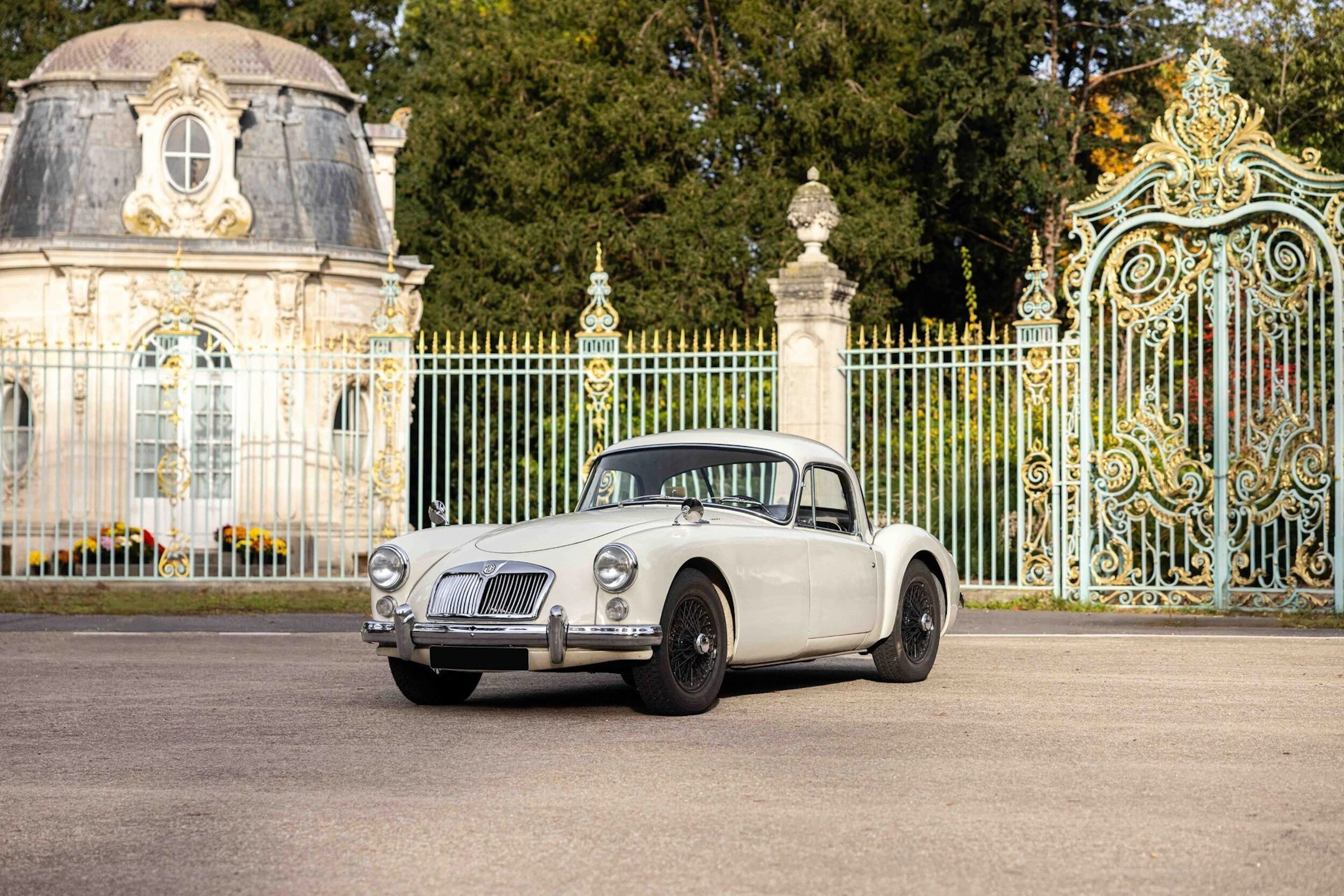1960 - MGA Coupé - Lot 85