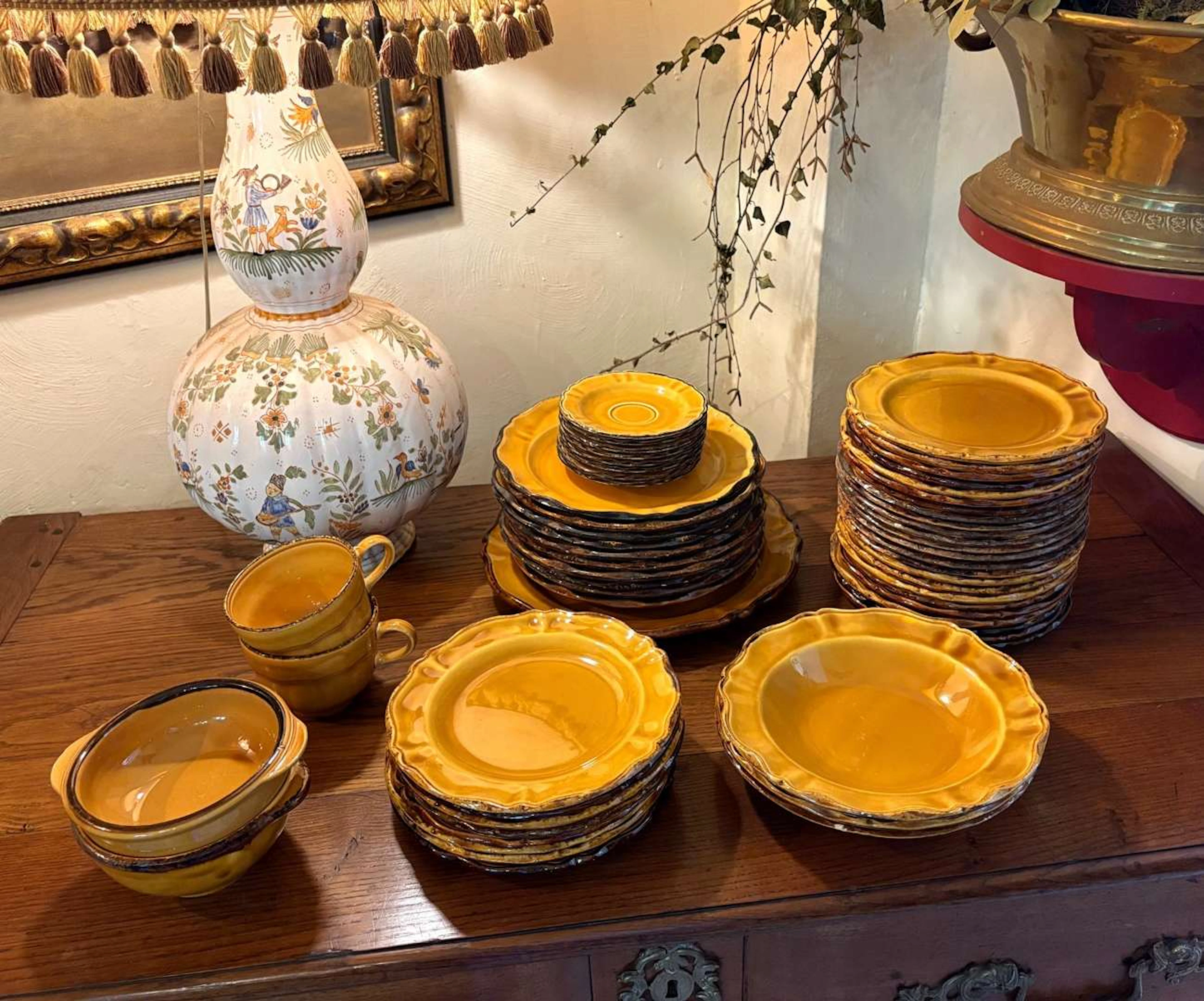 PROVENCAL TILES, Mustard-yellow service set