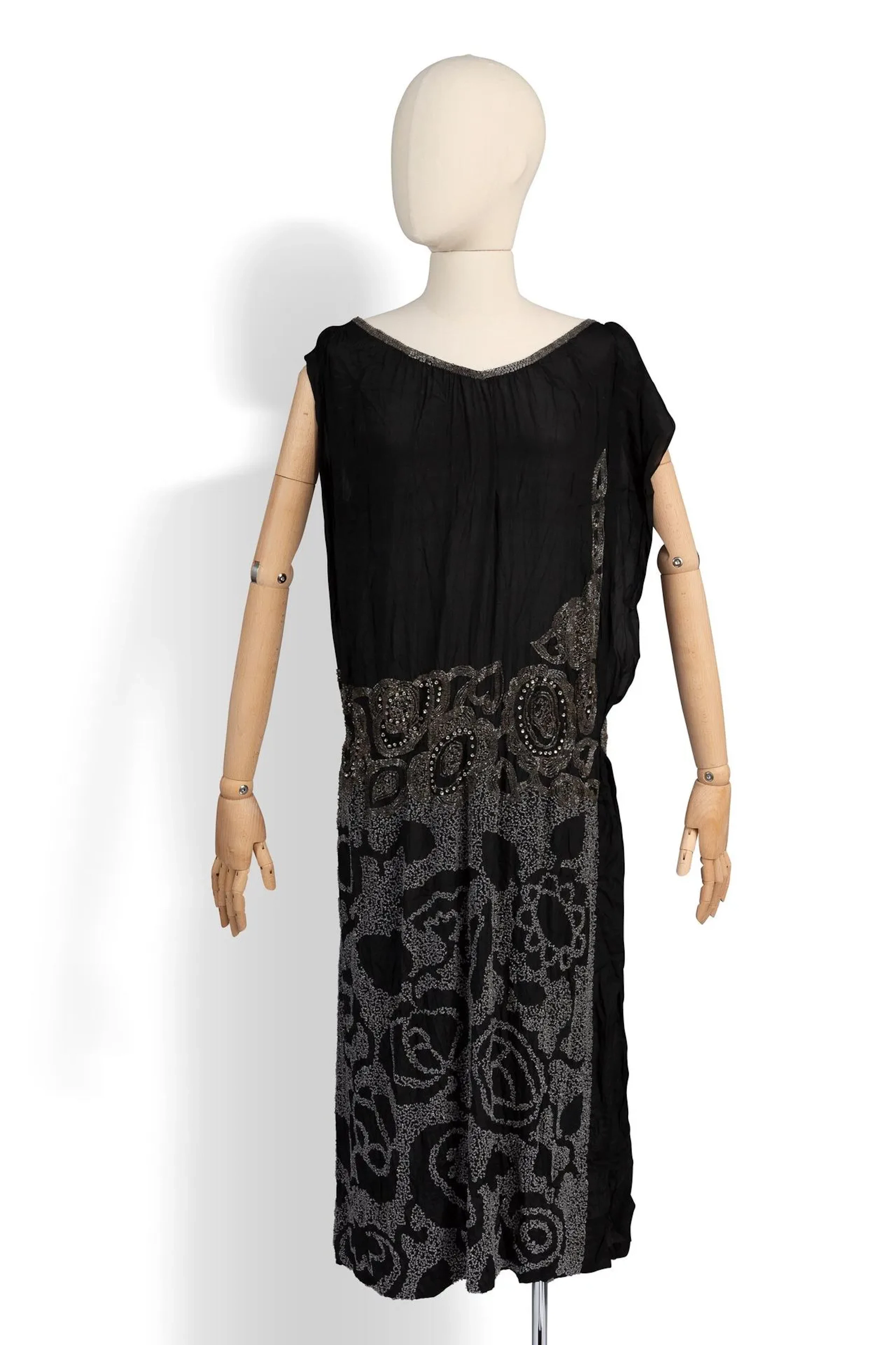 ANONYMOUS - CIRCA 1920 - Lot 59
