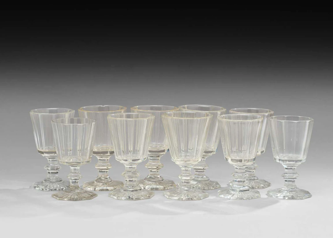 TEN LIQUEUR GLASSES