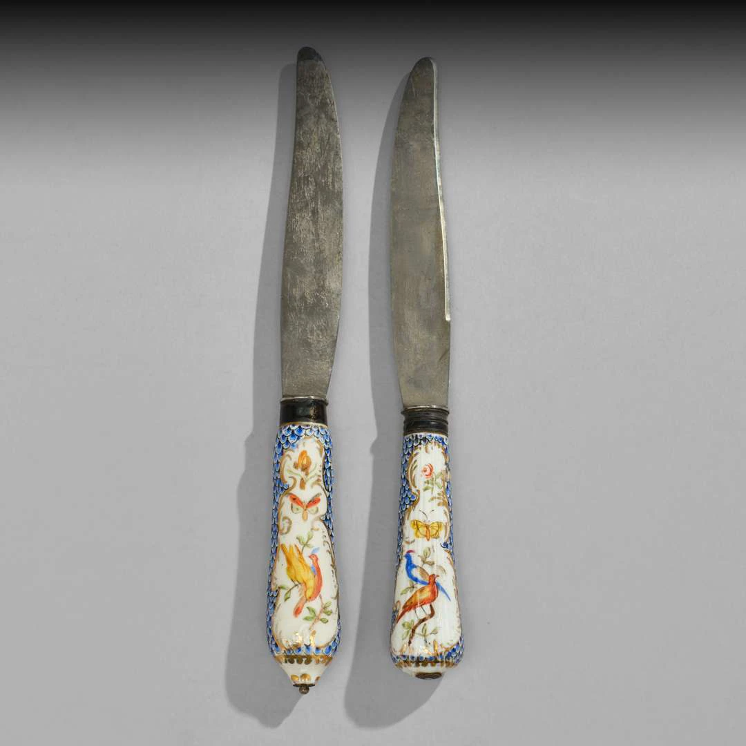 TWO KNIVES