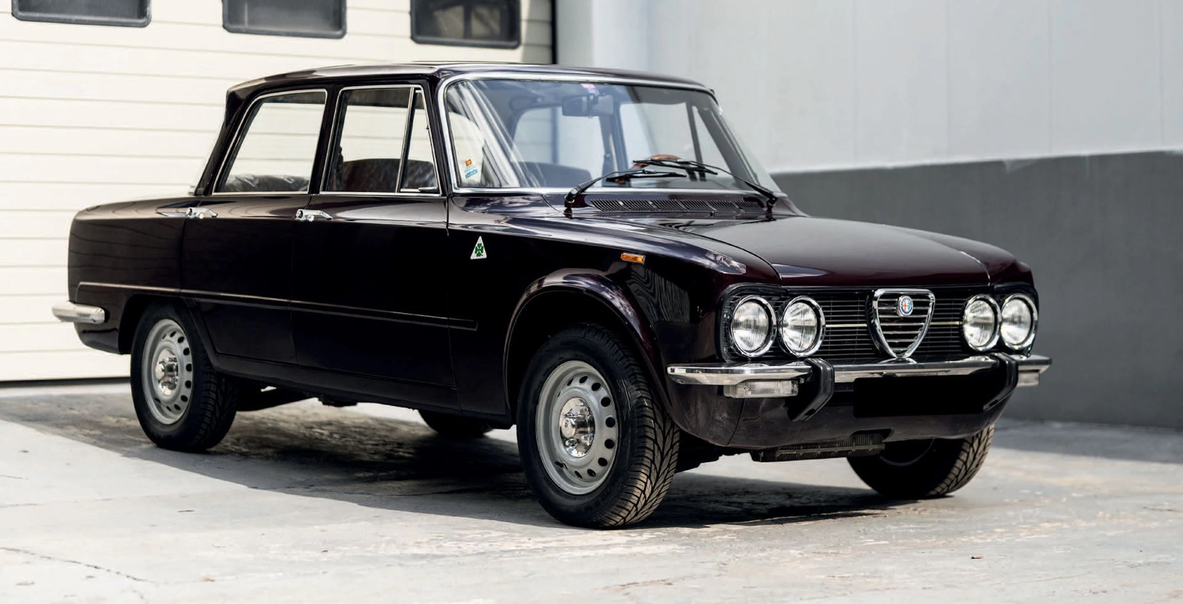 Alfa Romeo Giulia Nuova Super 1300 – 1976 - Lot 34