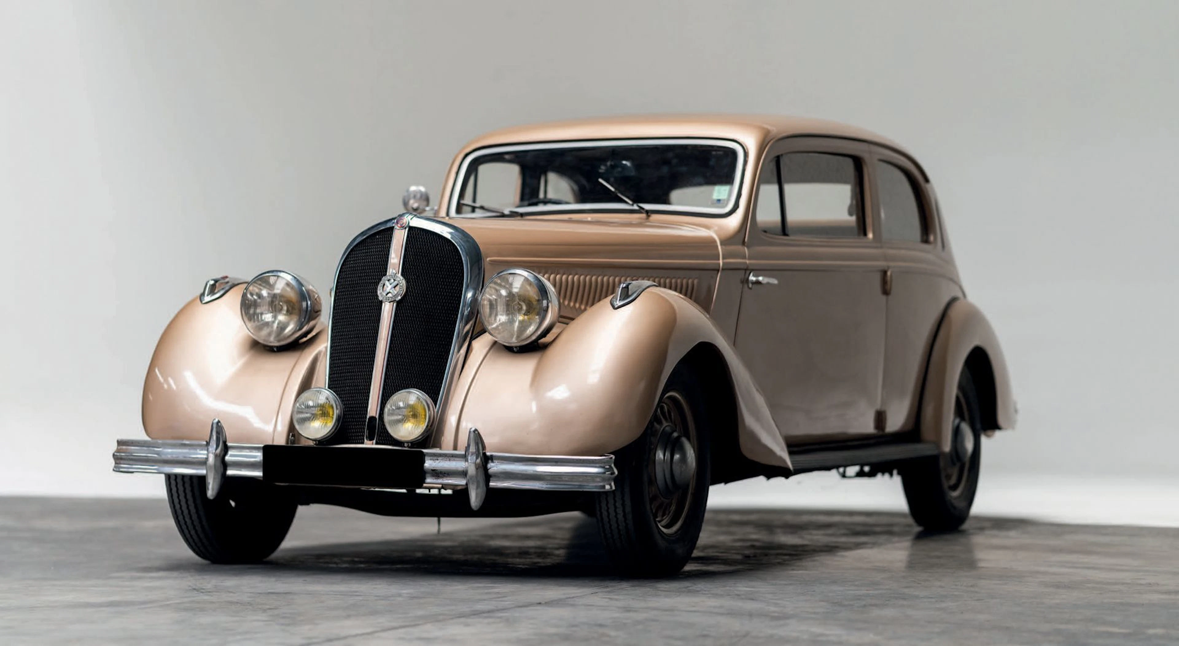 Hotchkiss 686 Côte d’Azur – 1939 - Lot 22