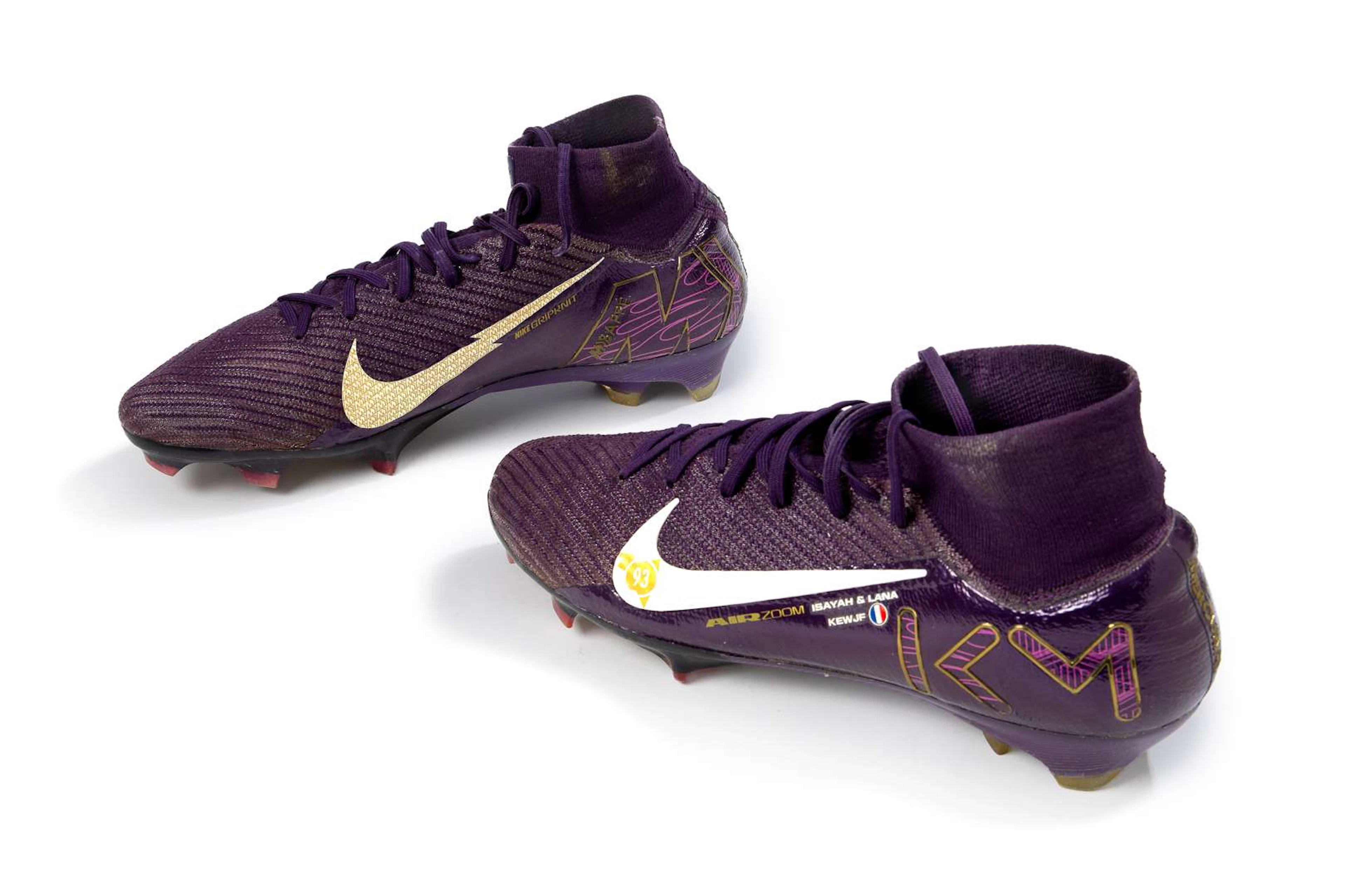 FOOTBALL Kylian Mbappé, Chaussures portées pour le Real Madrid, version