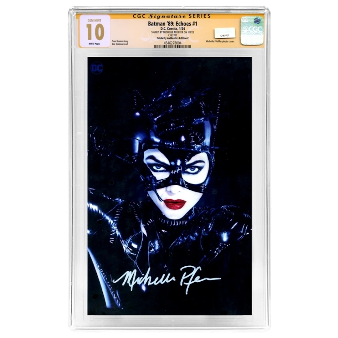 Michelle Pfeiffer Autographed 2024 Batman '89 Echoes #1 Celebrity