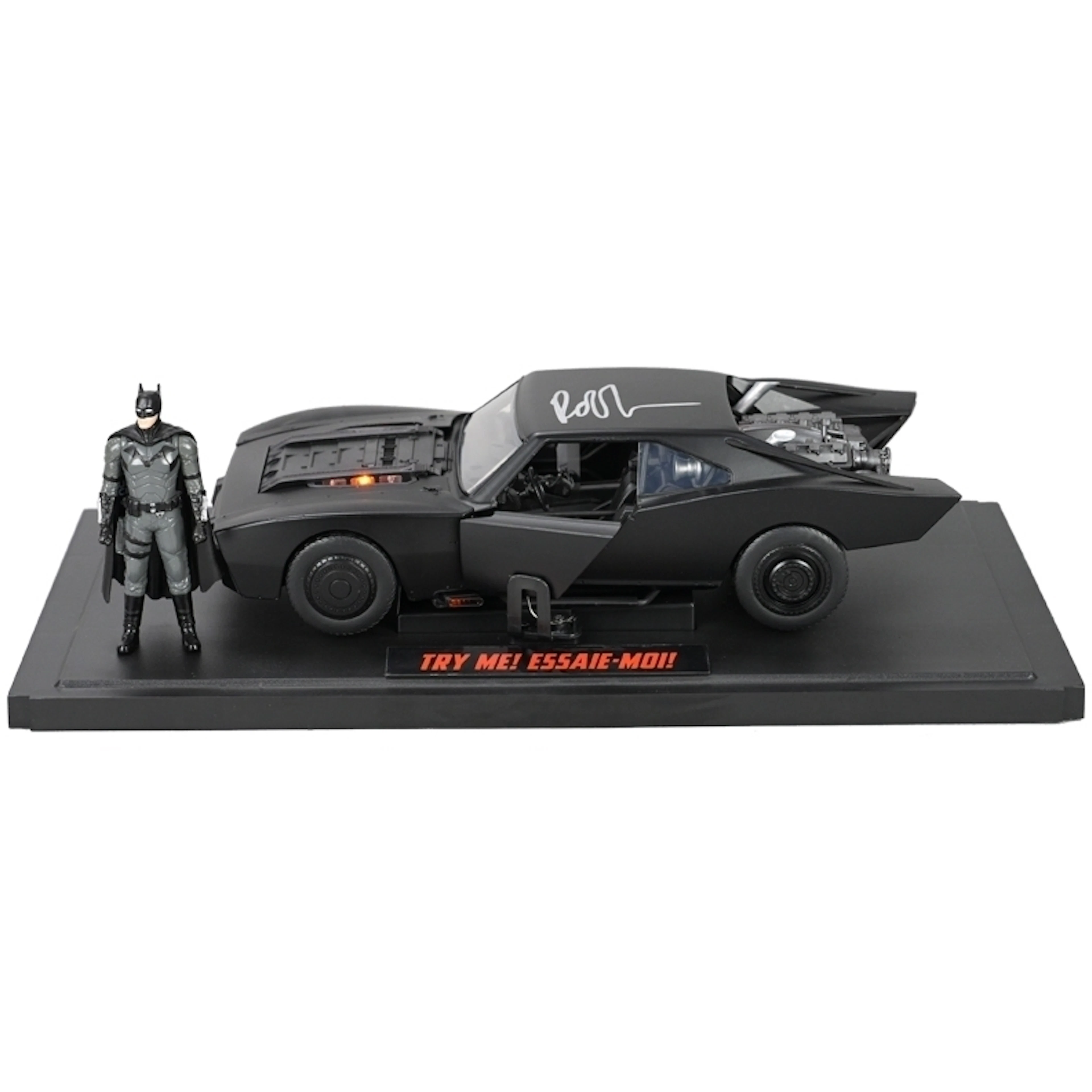 Robert Pattinson Autographed Jada 2022 The Batman 1:18 Scale Die-Cast