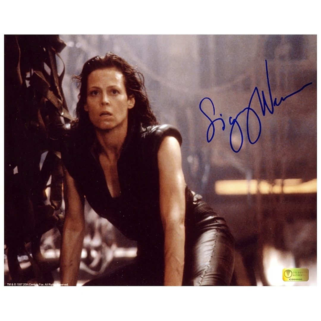 Sigourney Weaver Autographed Alien Resurrection 8x10 Photo, All, >