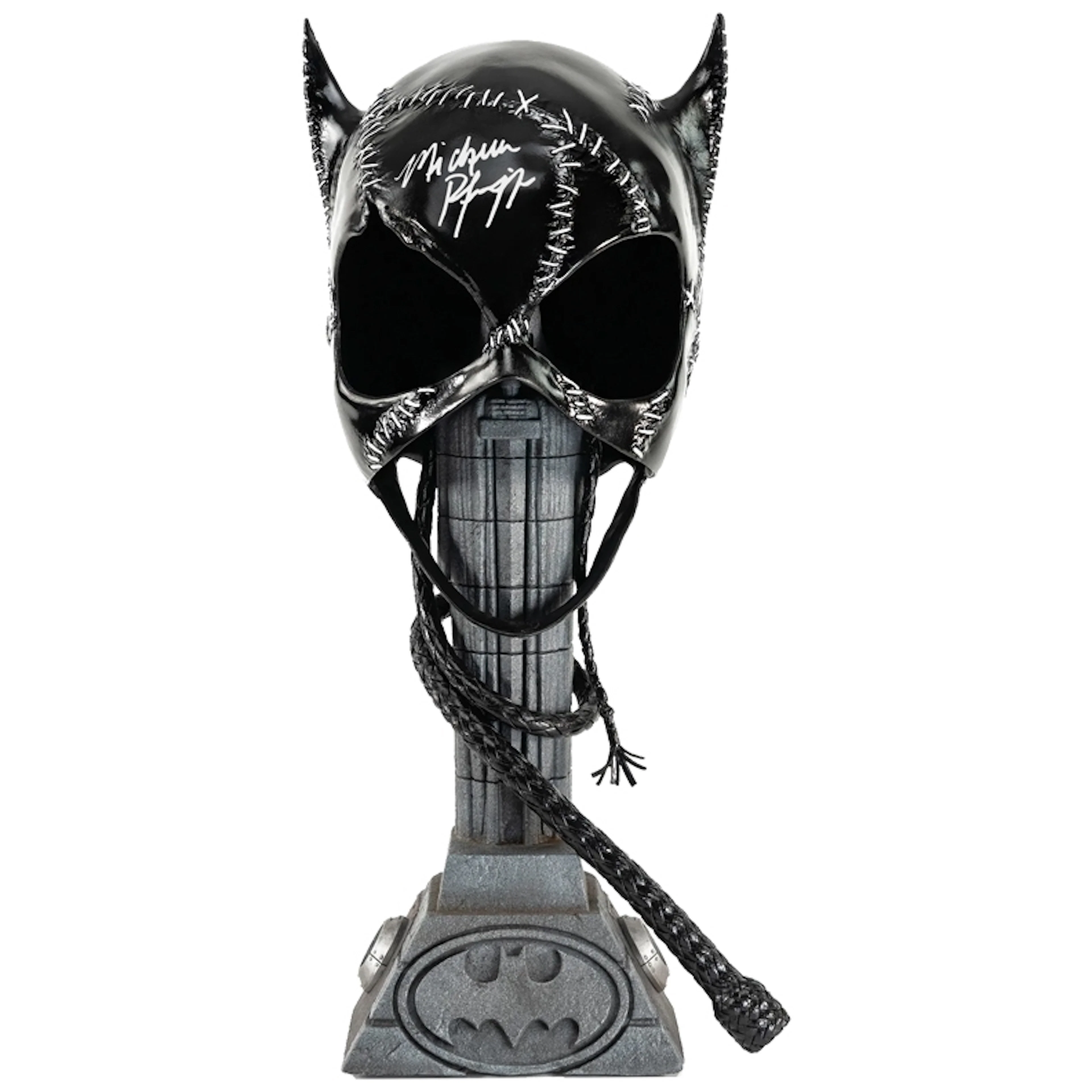 Michelle Pfeiffer Autographed Pure Arts Batman Returns Catwoman Prop