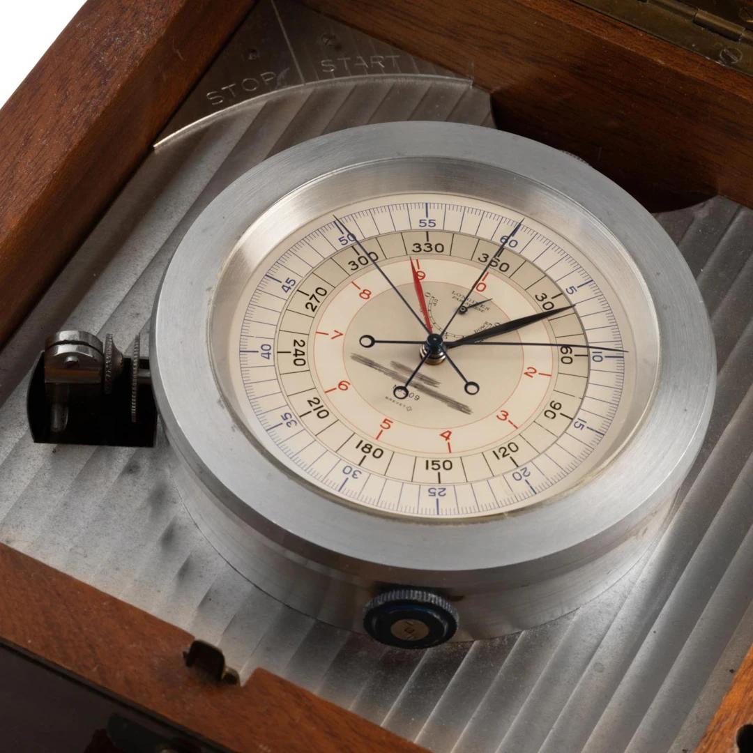 LONGINES