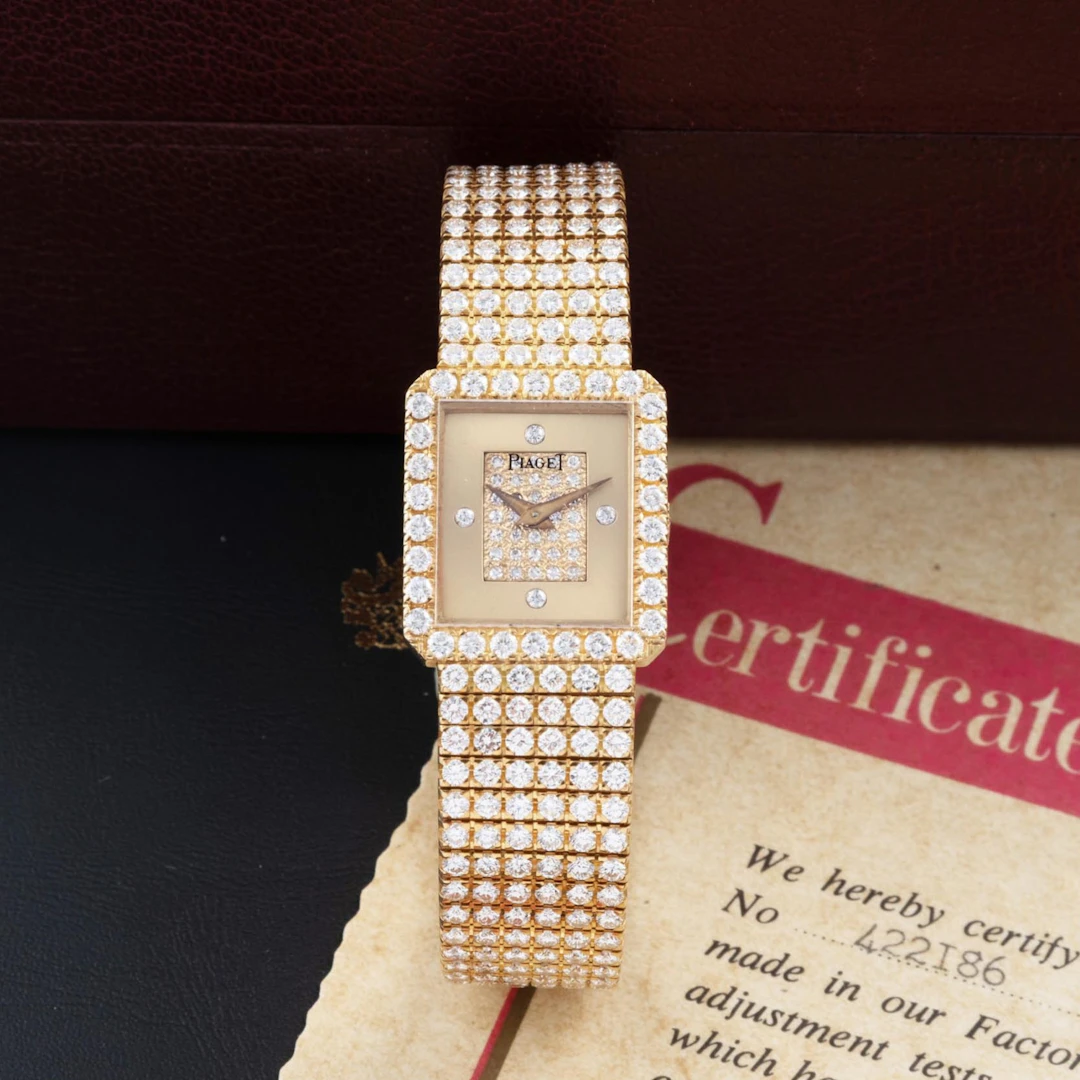 PIAGET