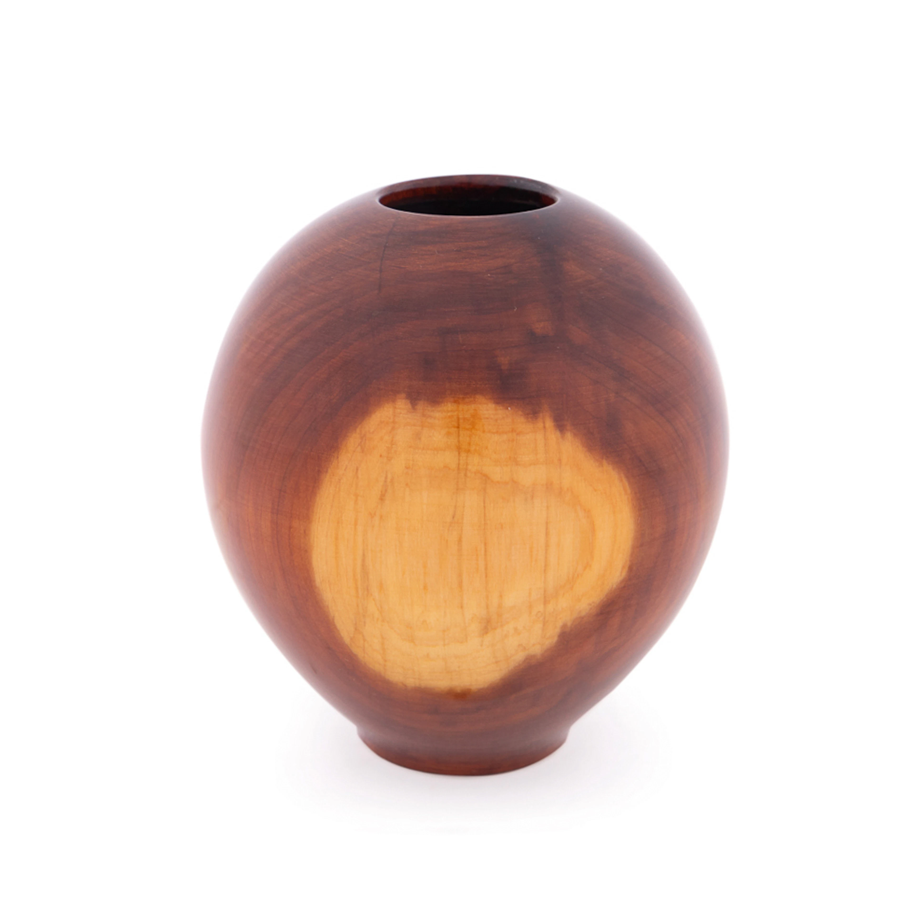 Philip Moulthrop, Sm. Turned Red Cedar Ovoid Vase