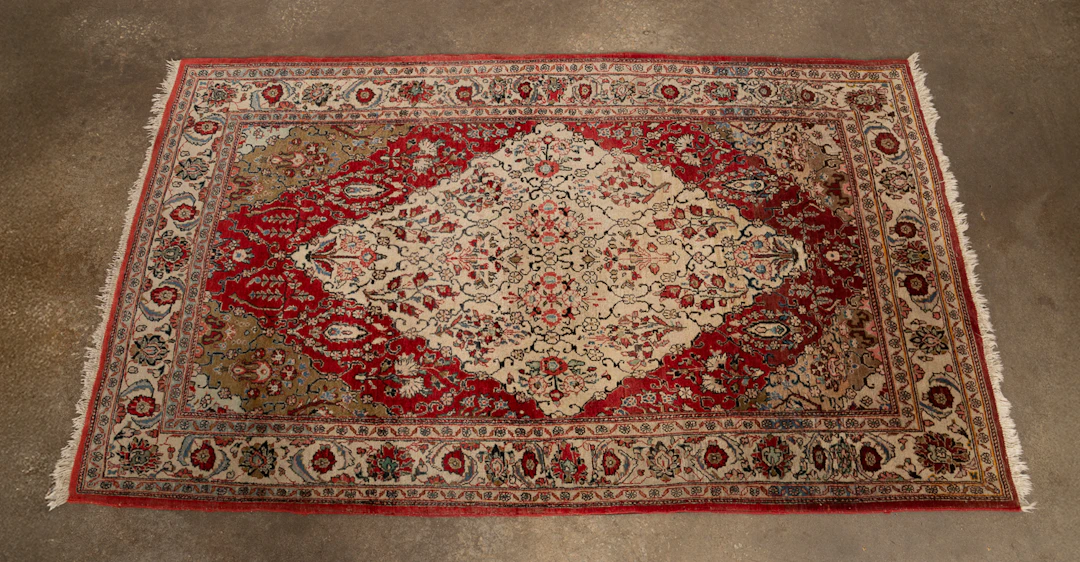 Persian Tabriz Rug, 20th C., Red & Cream