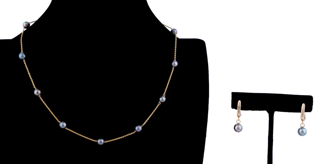 Three Piece Black Pearl Jewelry Set in 14K YG