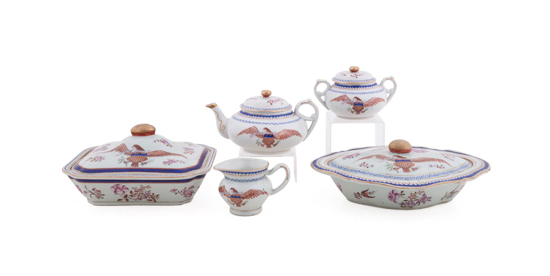 5PC Set of Chinese Export Eagle Motif Serving Ware