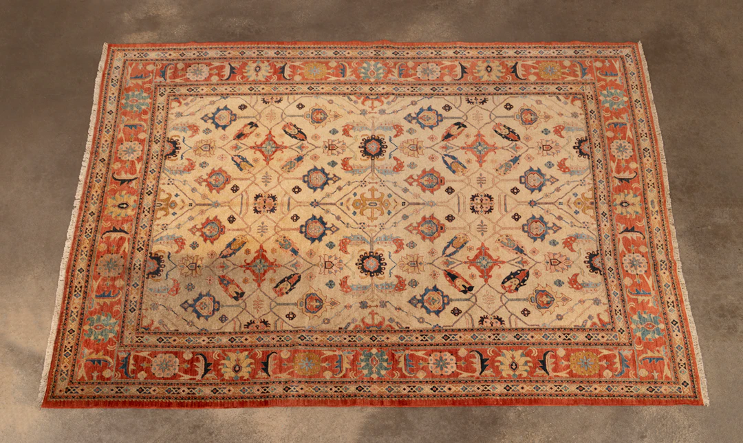 Pakistani Sultanabad Rug, 21st C., Beige/Red/Blue