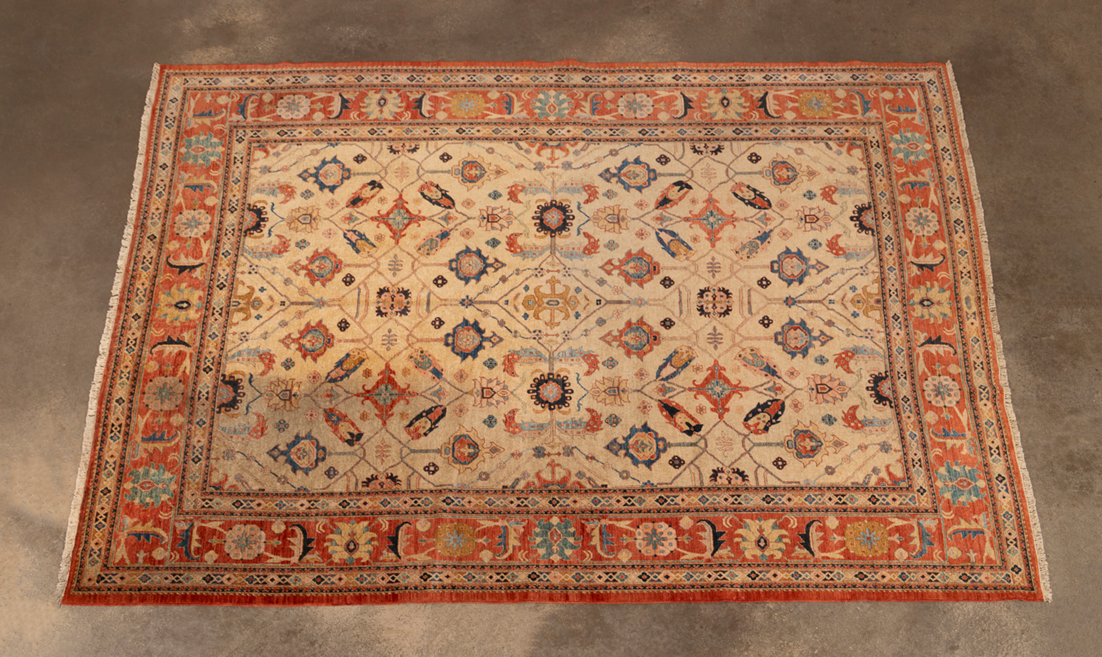 Pakistani Sultanabad Rug, 21st C., Beige/Red/Blue