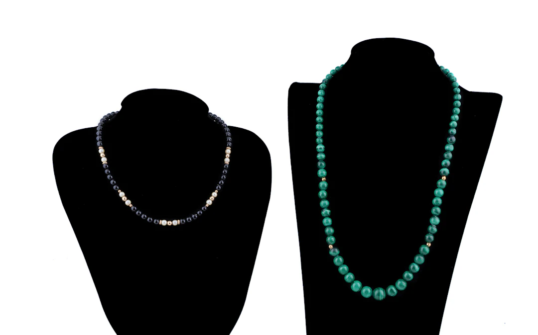 Two YG Accent Bead Necklaces, Malachite & Onyx