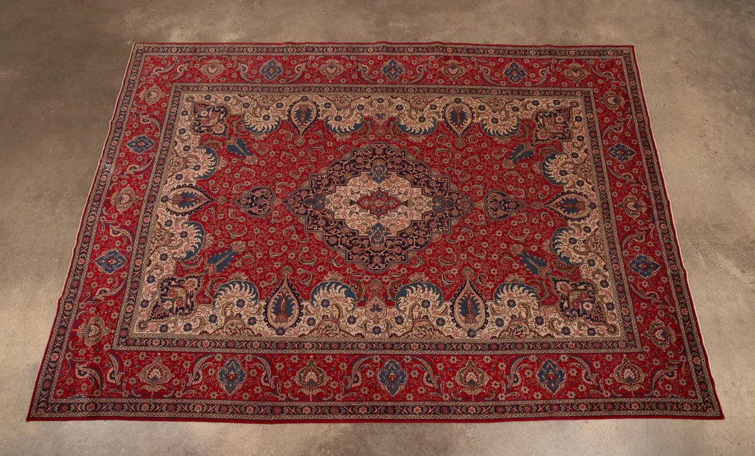 Large Persian Tabriz Rug, 20th C., Red/Off-White