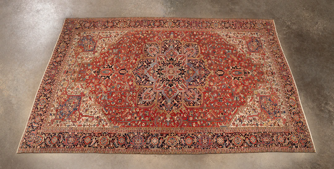 Persian Heriz Palatial Rug, Early 20th C.