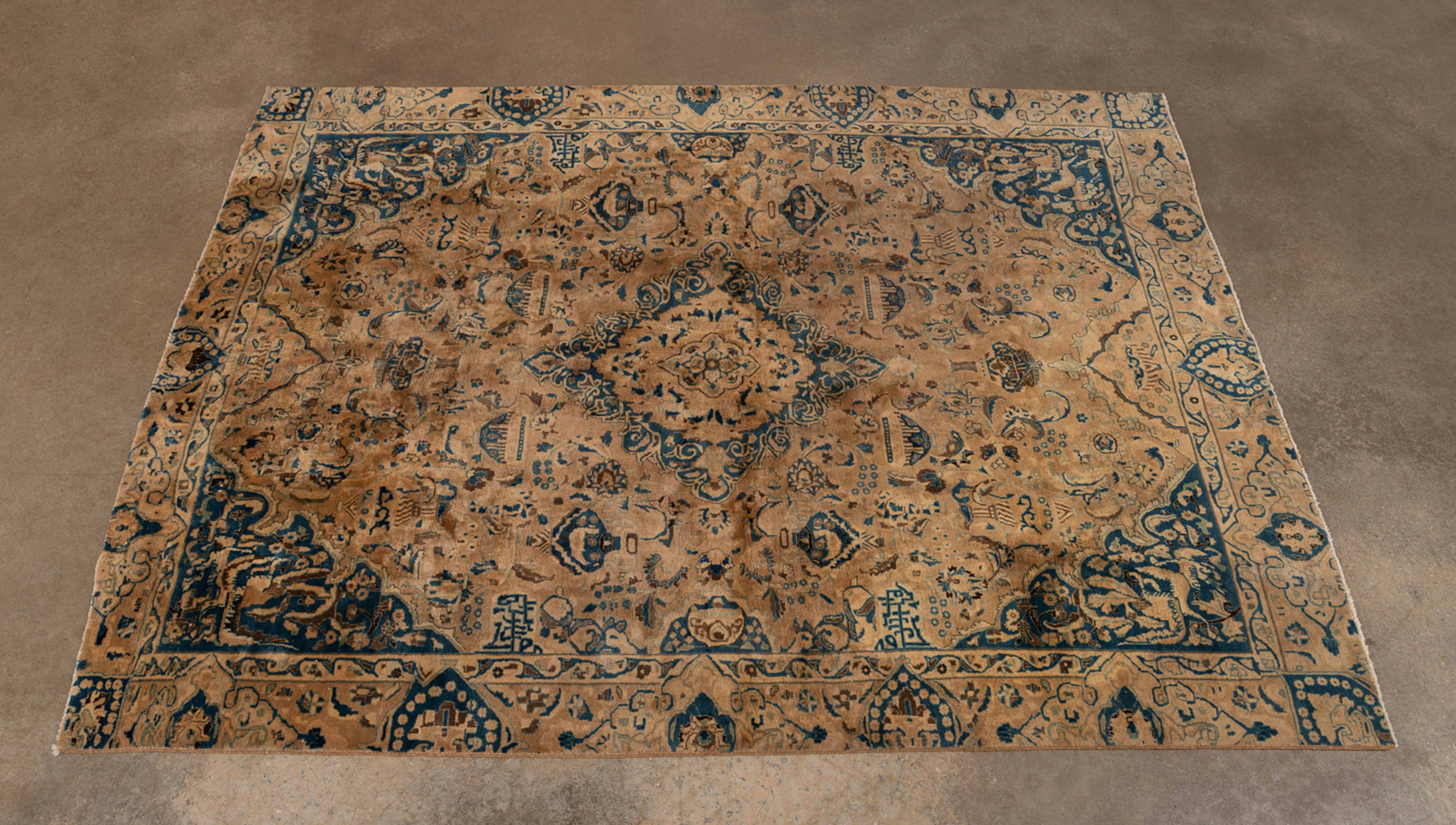 Persian Tabriz Hand-Knotted Rug, 20th century