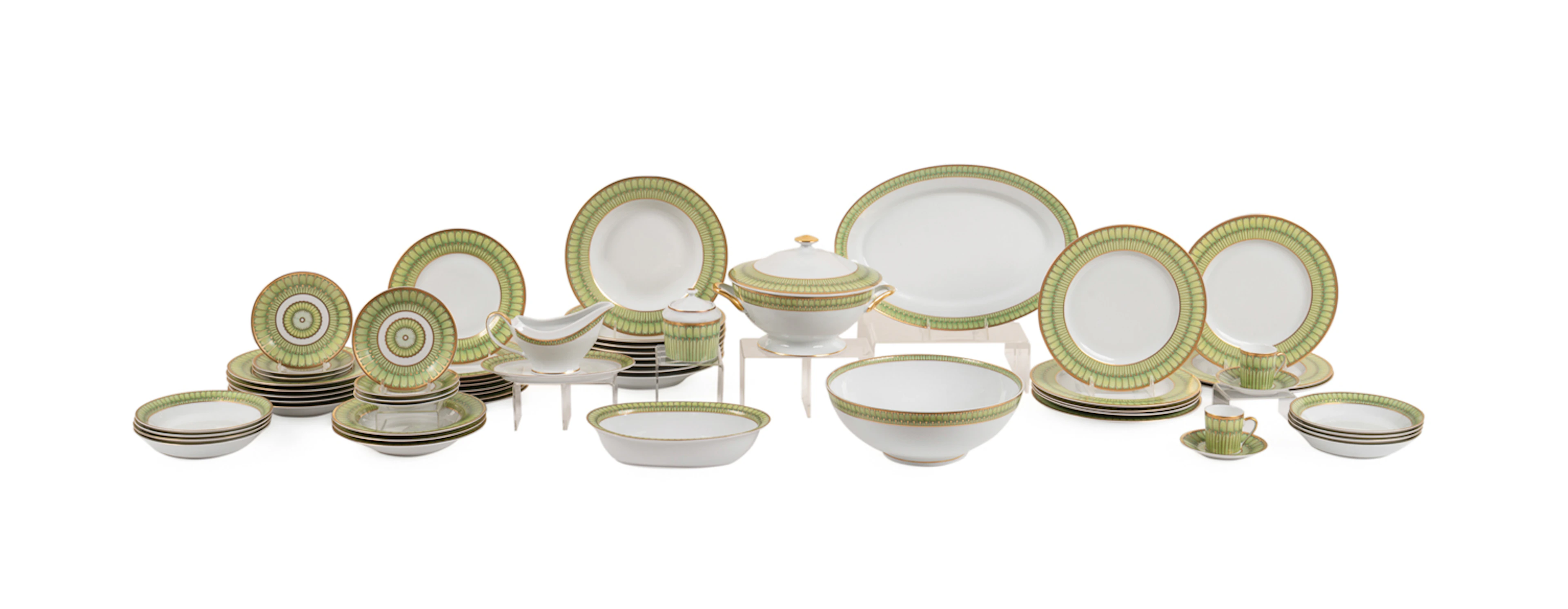 Deshoulieres, Part "Arcades" Dinner Service for 8