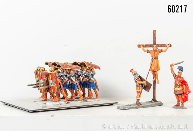 Römerfiguren und Dioramen, dabei Kreuzigungsszene, Kunststoff, 7 cm, Z 1