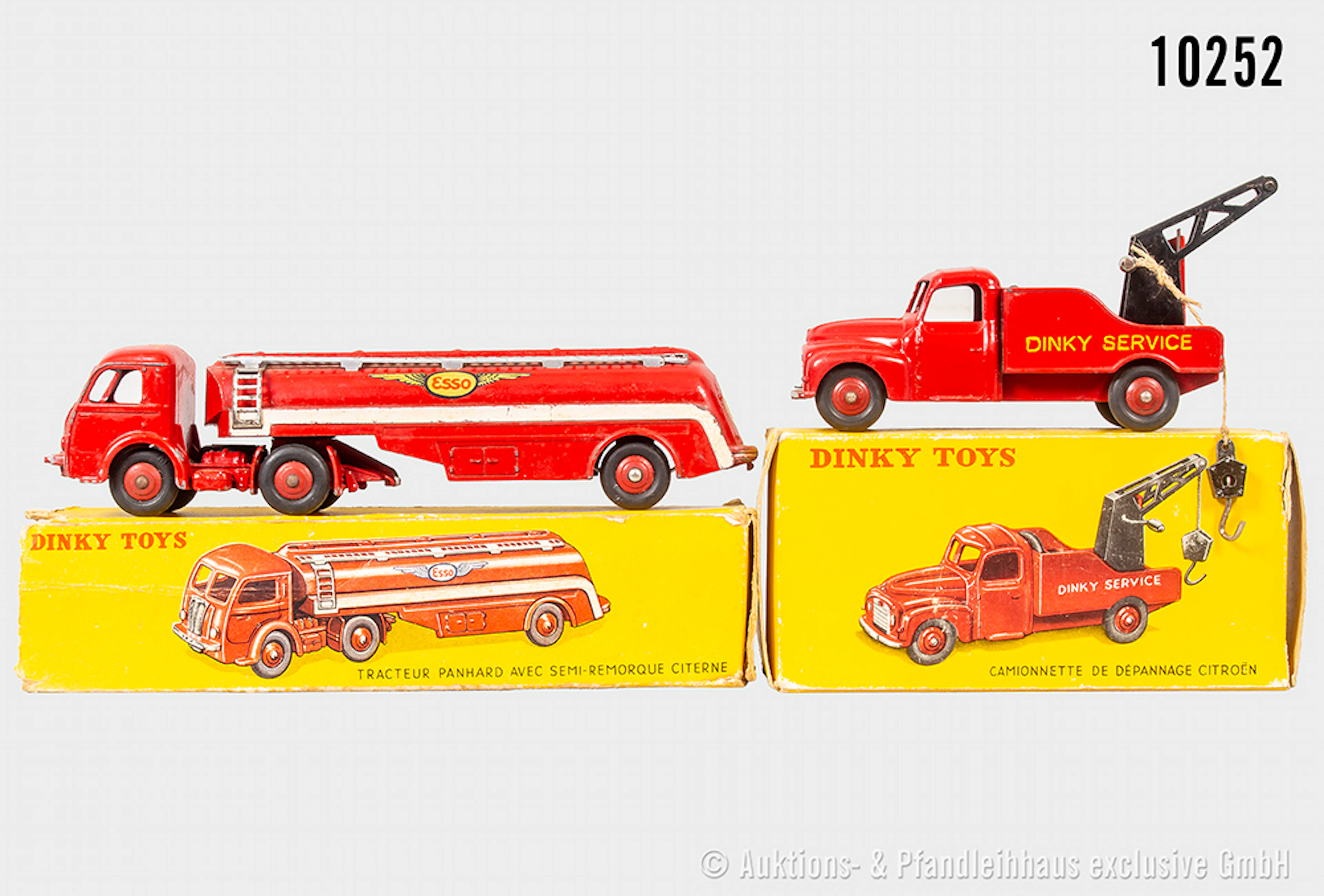 Dinky Toys Modellfahrzeuge, 32 C Esso Tanksattelzug und 35 A Abschleppwagen