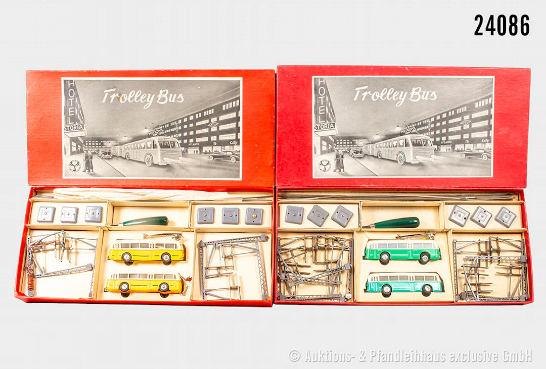 Eheim H0: 2x 102 Trolley-Bus-Sets (grün+gelb), ohne Trafo, Z 1-2, OVP