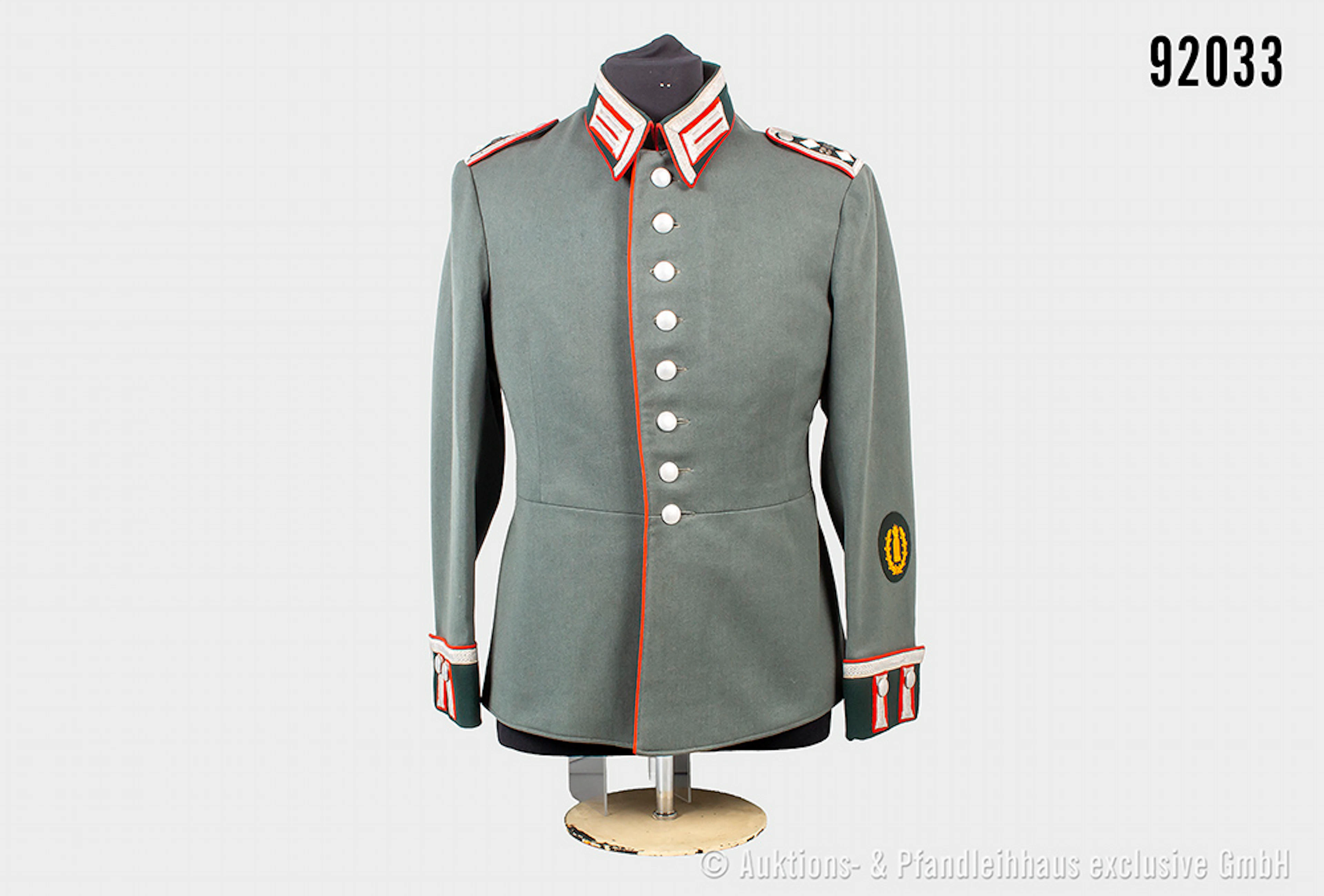 Waffenrock Oberfeldwebel Artillerie-Regiment 26, Brustadler fehlt